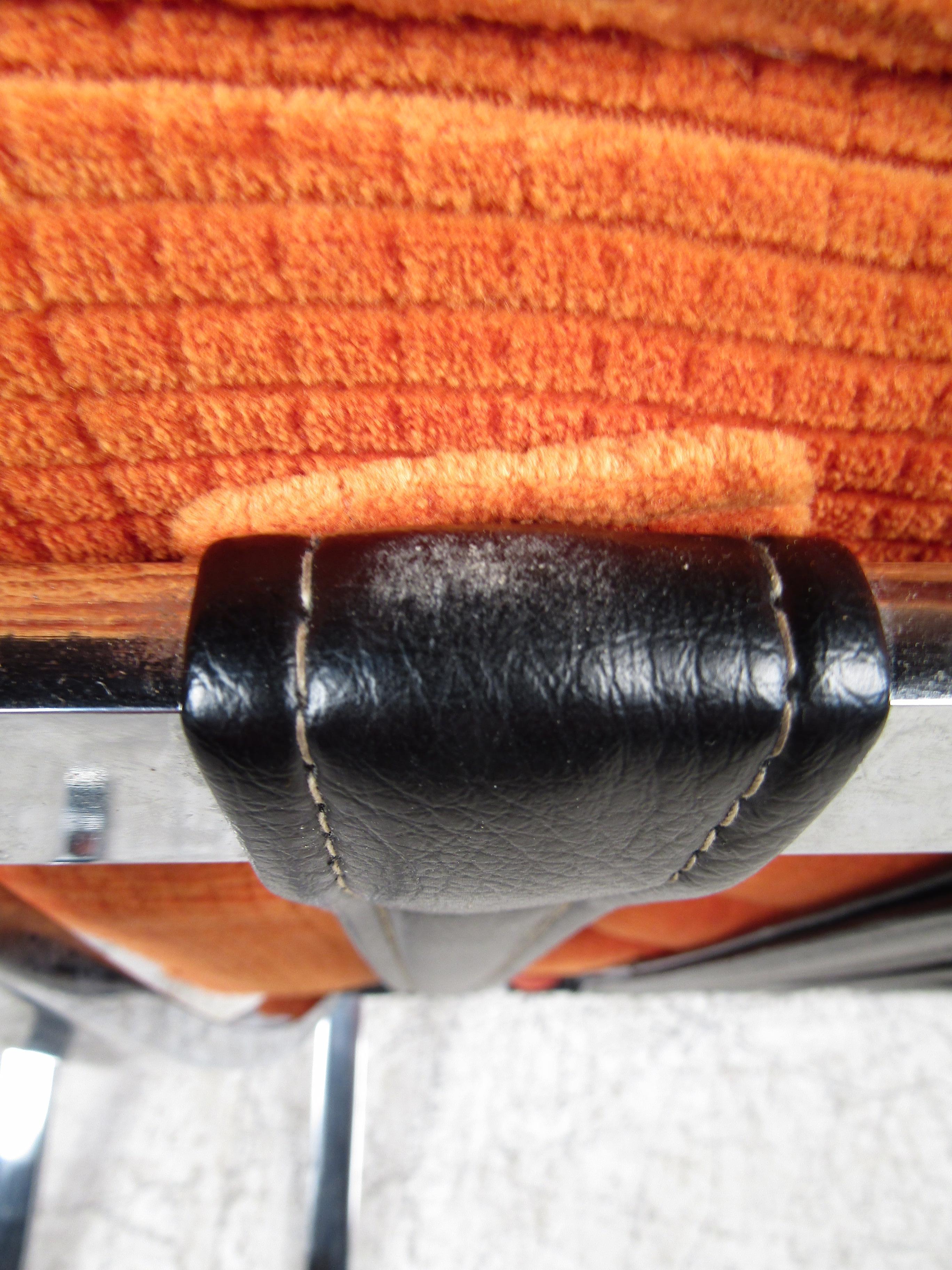 Paire de chaises longues de style Barcelone 1