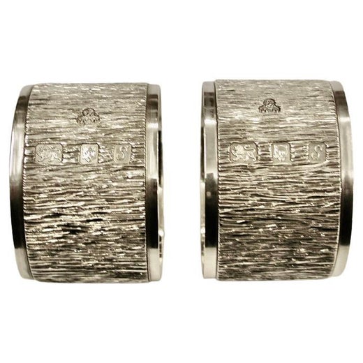 Pair of Bark Effect Silver Napkin Rings, Wakely and Wheeler, London, 1973
