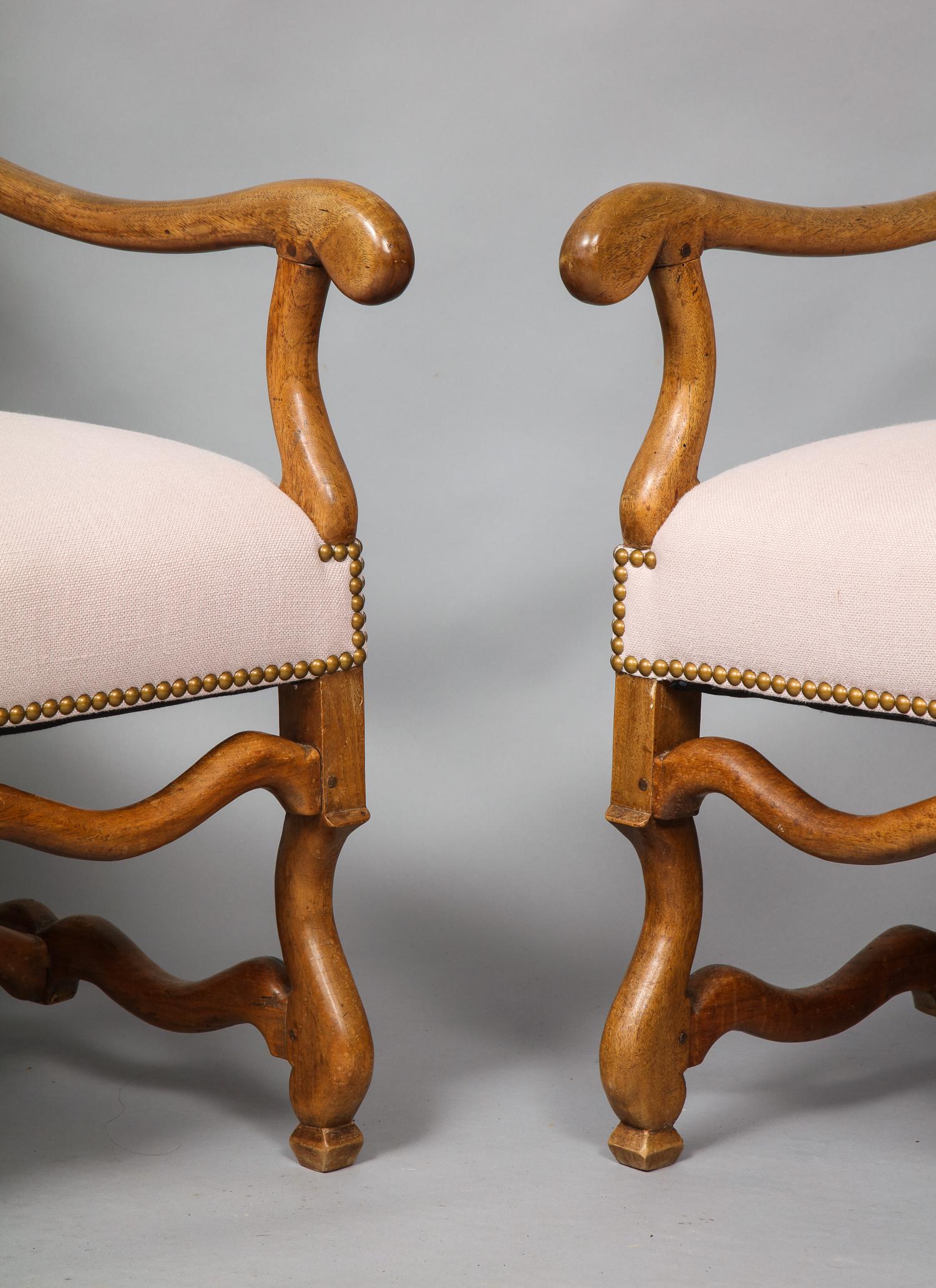 Pair of Baroque Armchairs In Good Condition In Greenwich, CT