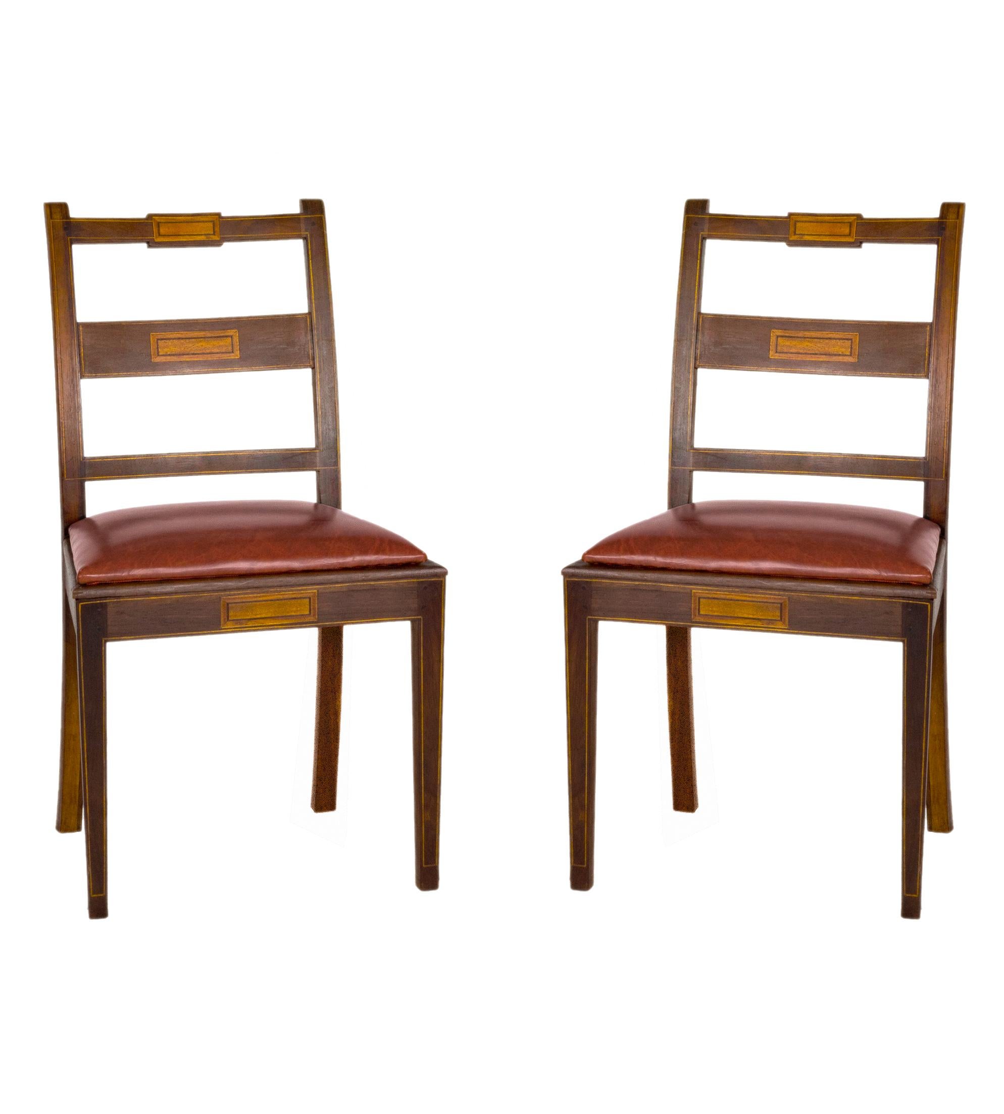 Paar Barockstühle, Stroh und Leder, (20. Jahrhundert) im Angebot 1