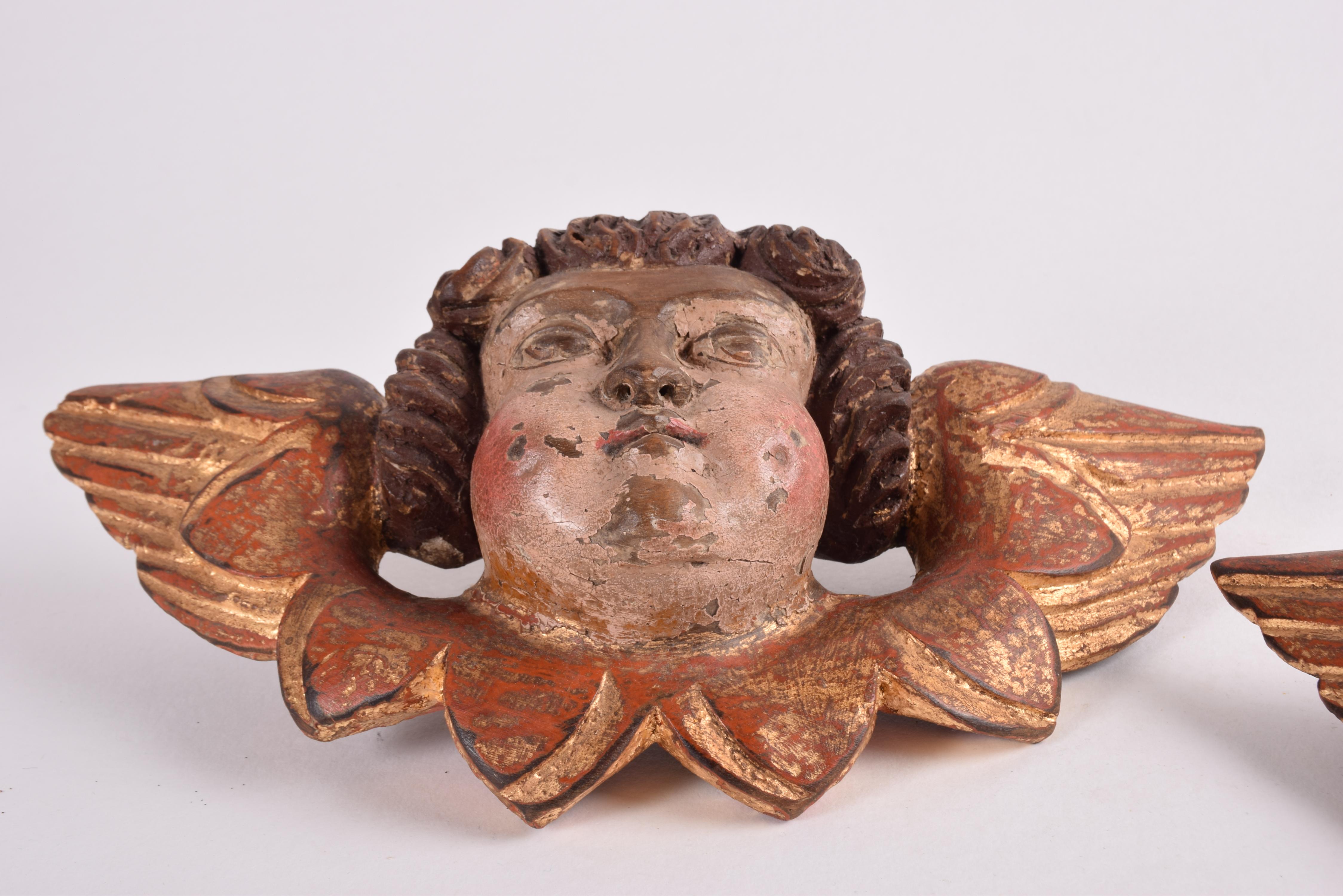Pair of Baroque Putti Cherubs, Polychrome & Gilt Wood, French Pyrenees ca 1700 For Sale 5