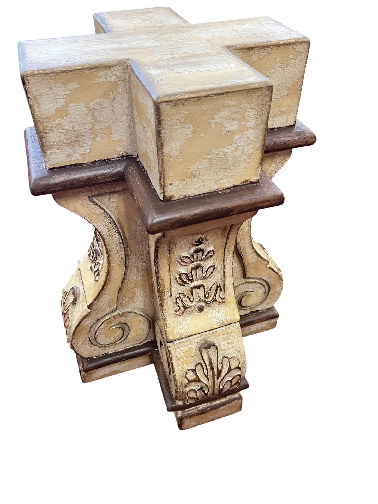 Paire de piédestaux en plâtre vieilli de style néo-baroque en vente 5