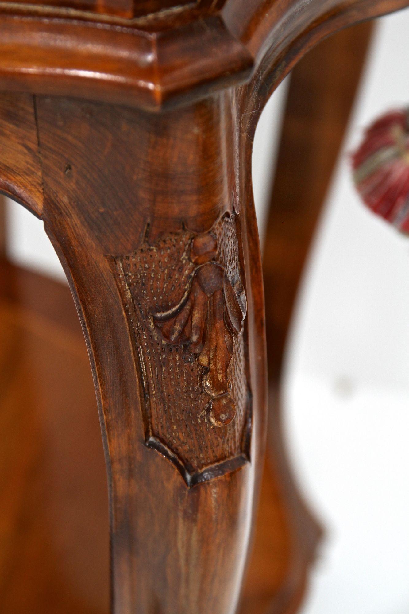 Pair Of Baroque Style Nightstands/ Console Tables, Nutwood Carved, IT ca. 1950 For Sale 3
