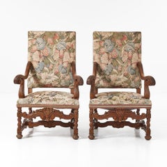 Pareja de Sillas con Reposabrazos de Roble de Estilo Barroco - Principios del Siglo XX