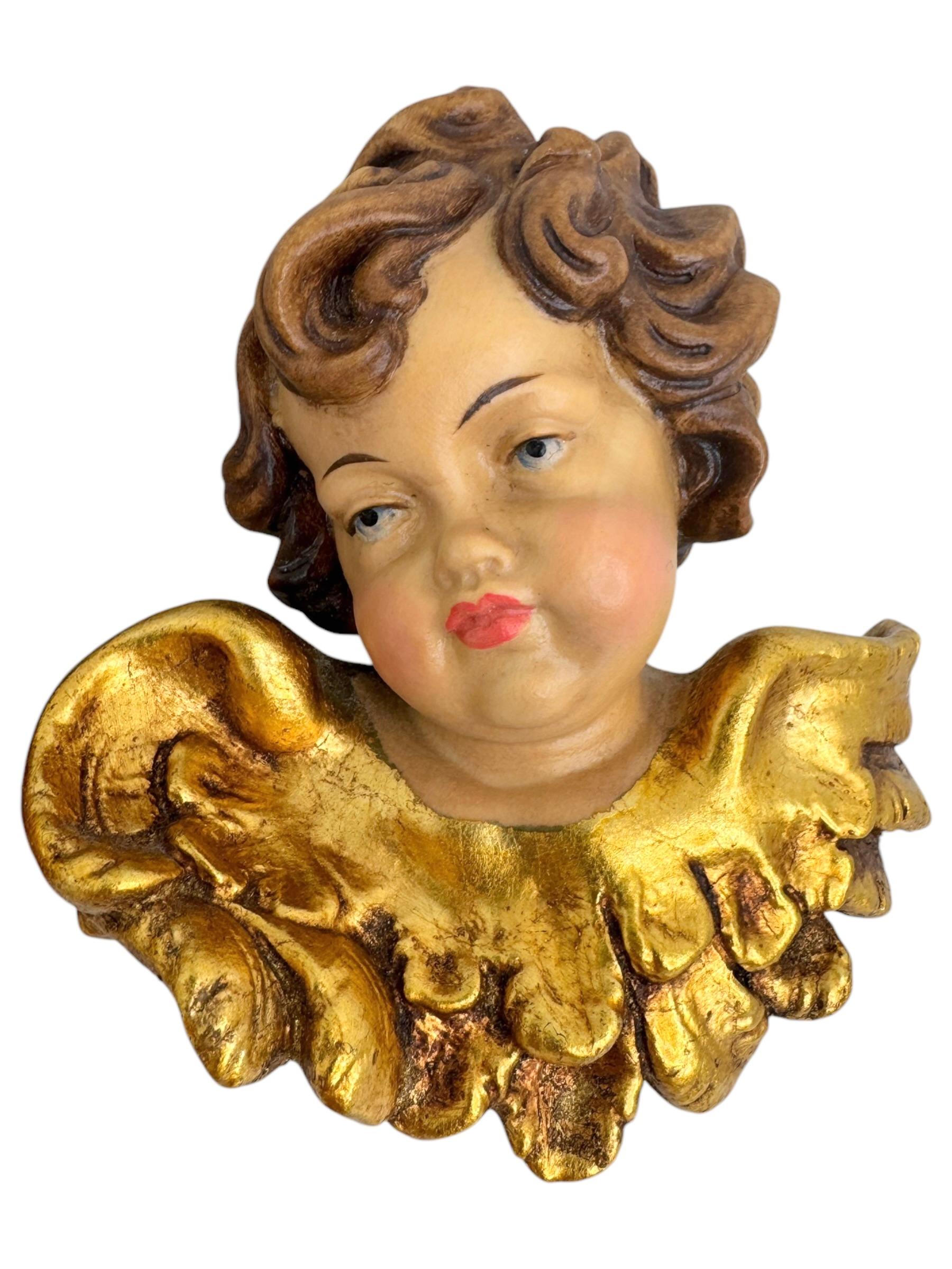 Italian Pair of Baroque Style Wood Carved Cherub Angel Heads, Vintage Anri Italy, 1970s For Sale
