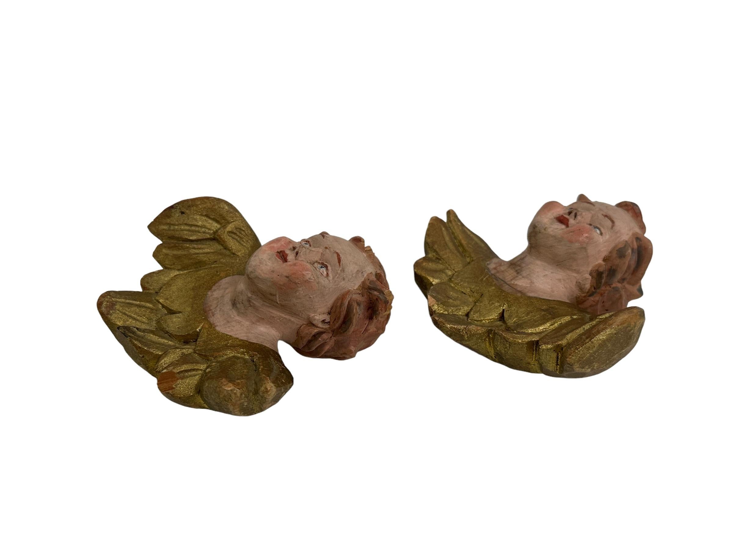 Pair of Baroque Style Wood Carved Cherub Angel Heads, Vintage German, 1890s In Good Condition For Sale In Nuernberg, DE