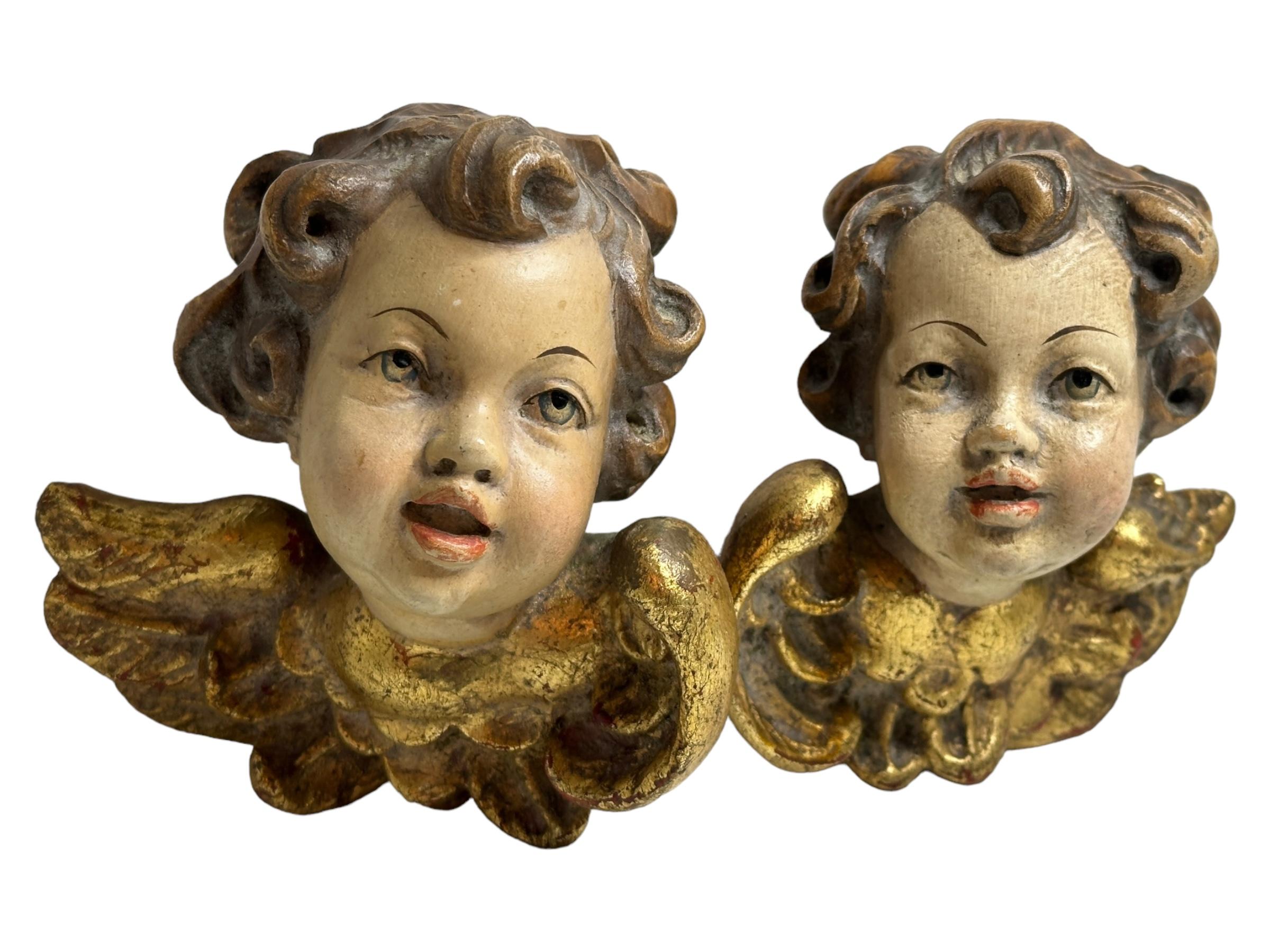Hand-Carved Pair of Baroque Style Wood Carved Cherub Angel Heads, Vintage German, 1930s For Sale
