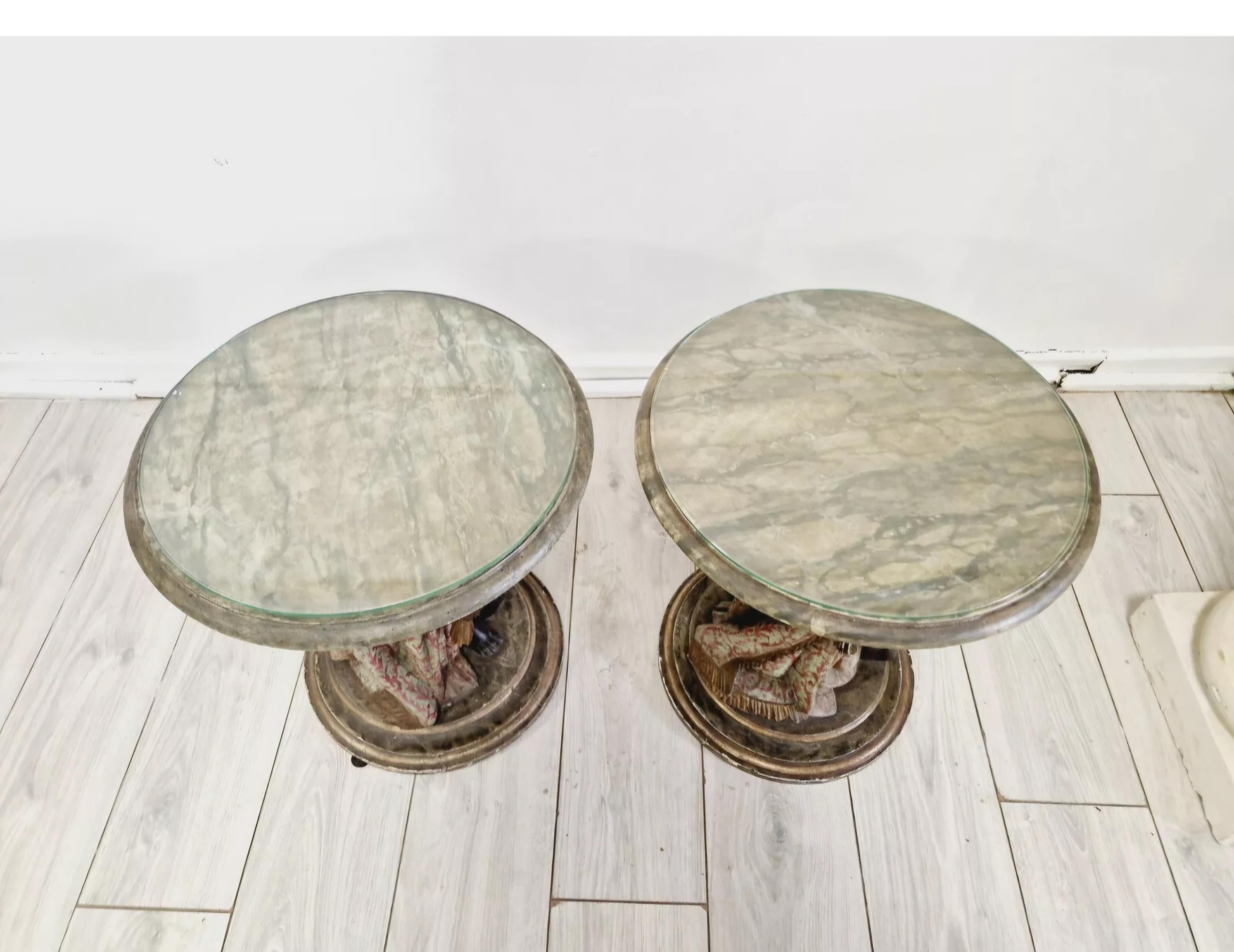 Néo-baroque Paire de tables vénitiennes italiennes polychromées du 19e siècle à Gueridon en vente