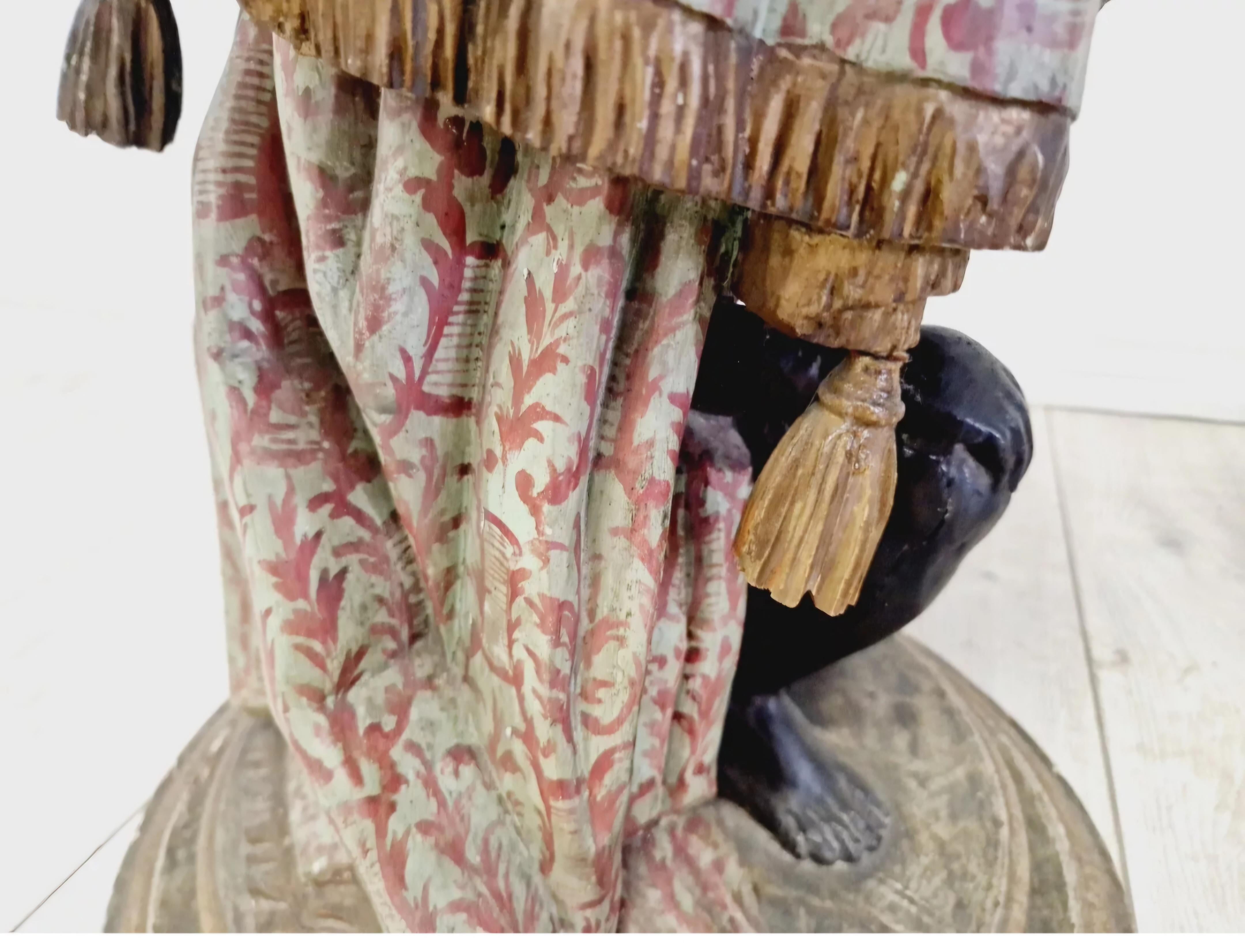 Laqué Paire de tables vénitiennes italiennes polychromées du 19e siècle à Gueridon en vente