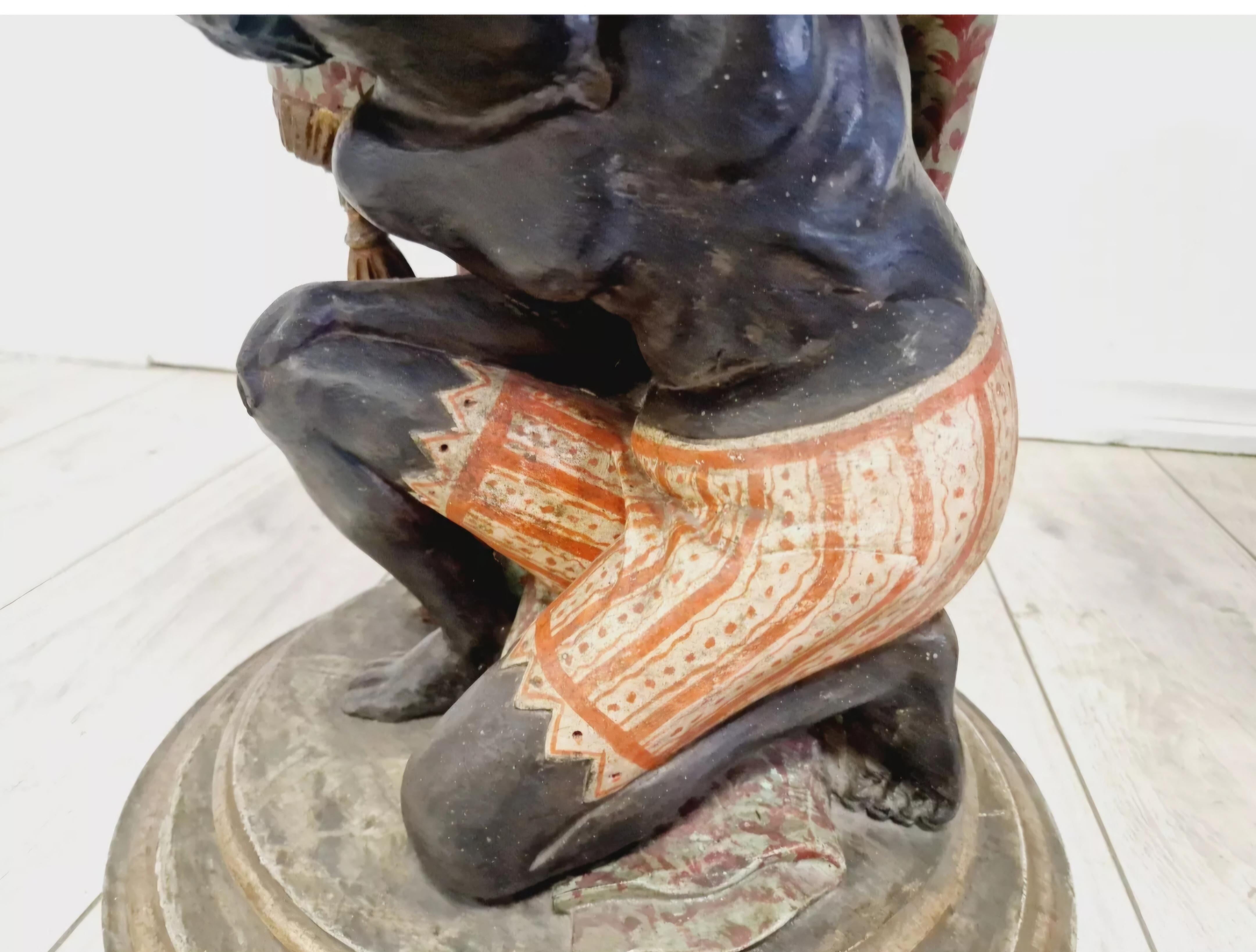 Paire de tables vénitiennes italiennes polychromées du 19e siècle à Gueridon en vente 2