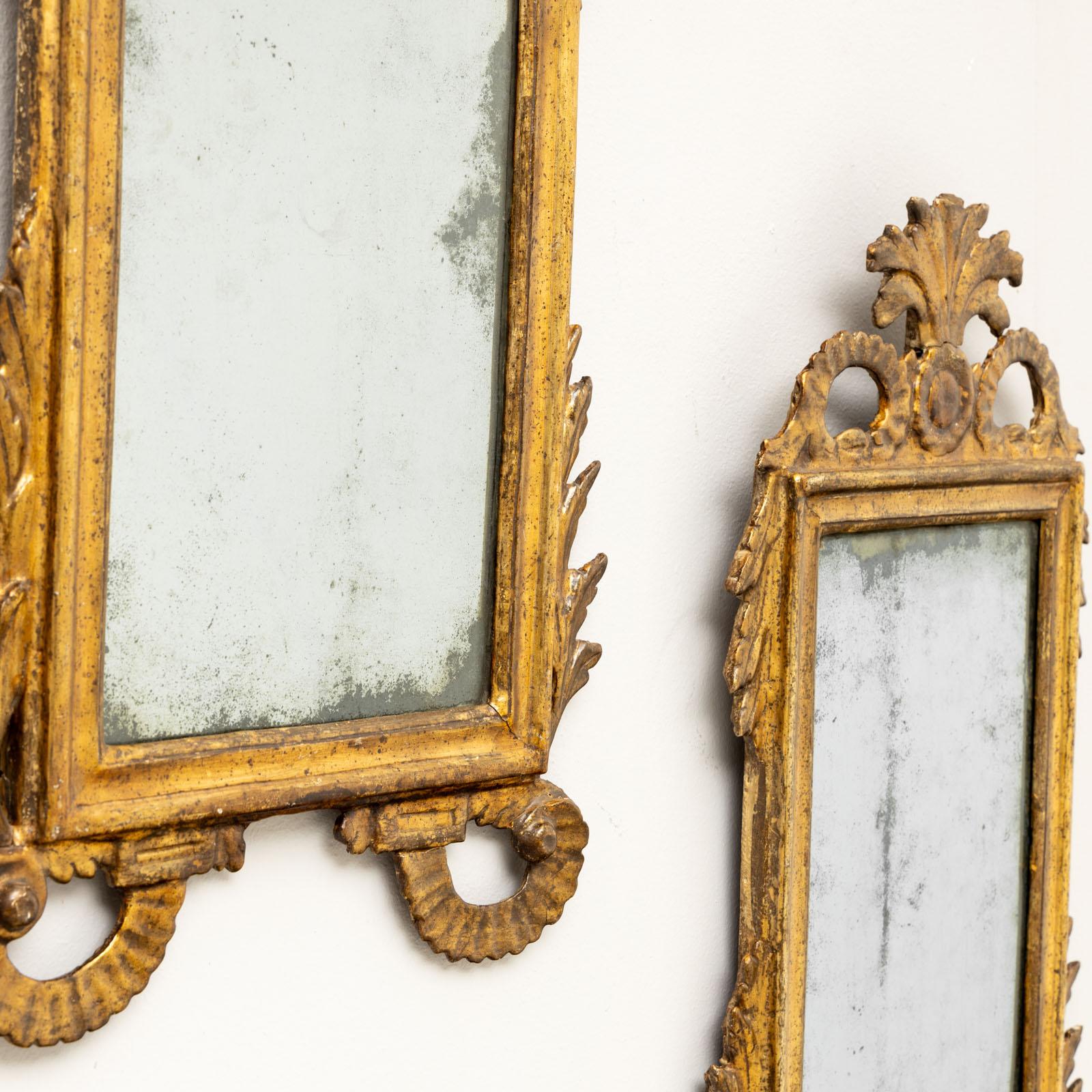 XVIIIe siècle et antérieur Paire de miroirs muraux baroques, Italie, 18ème siècle en vente