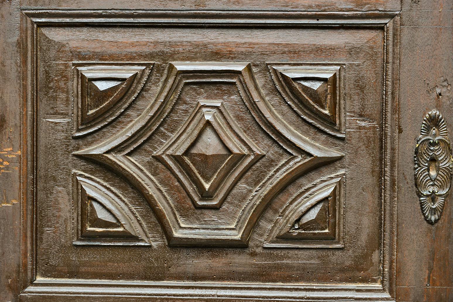  Baroque Walnut Doors, Suitable for Pair of Head Boards or Cupboard In Good Condition In Alessandria, Piemonte