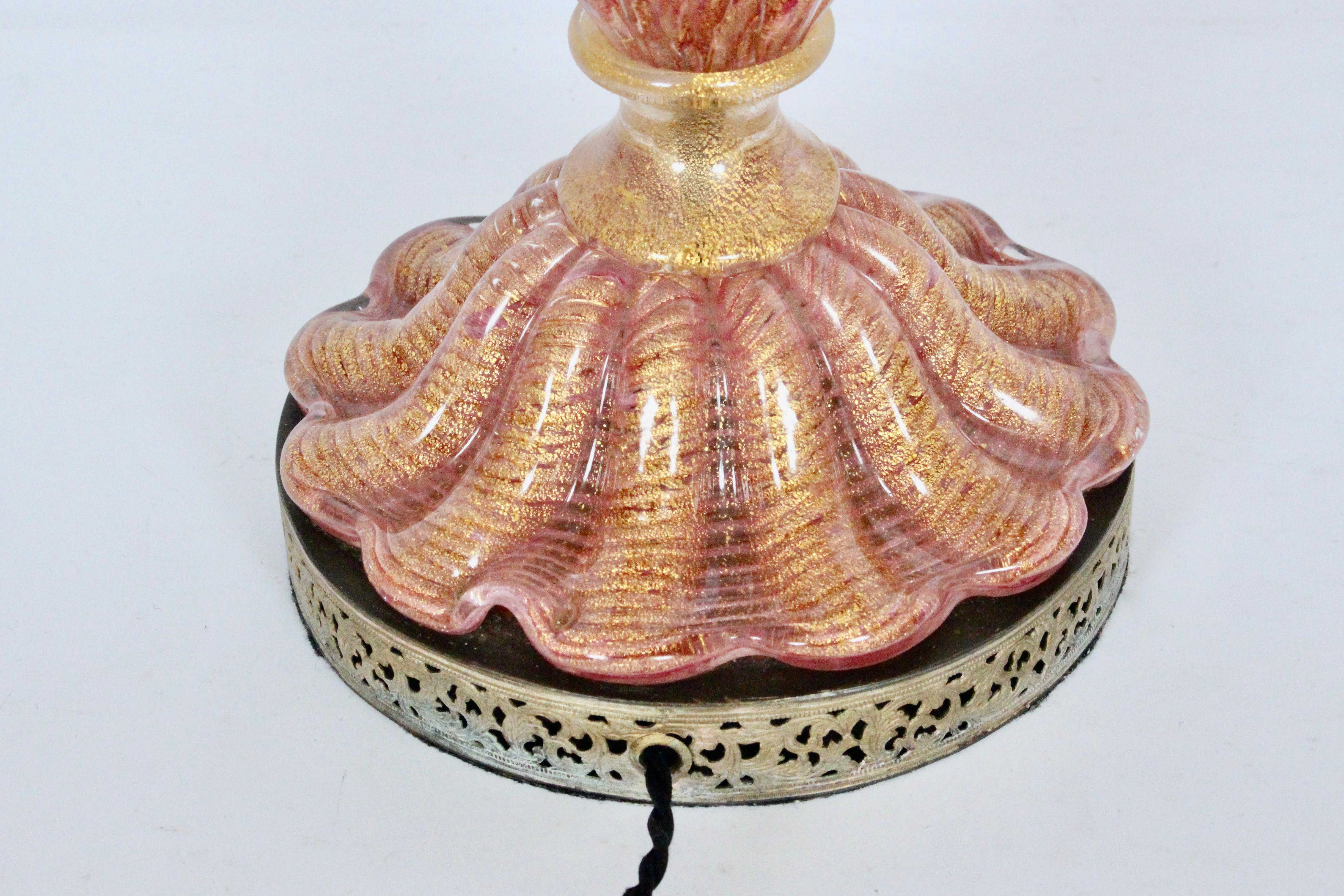 Pair of Barovier e Toso Iridescent Rose Gold Murano Glass Table Lamps, 1950s 8