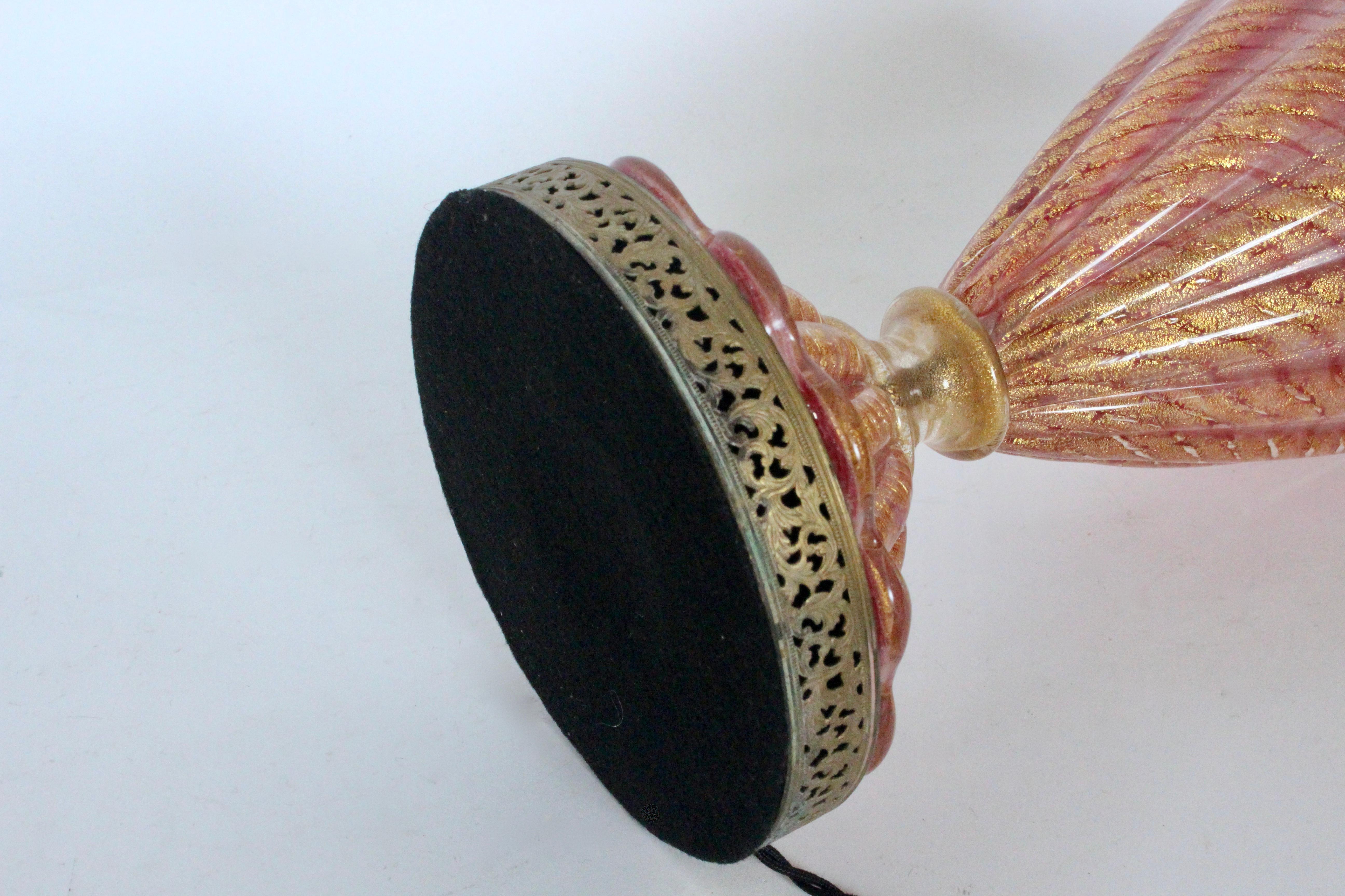 Pair of Barovier e Toso Iridescent Rose Gold Murano Glass Table Lamps, 1950s 11