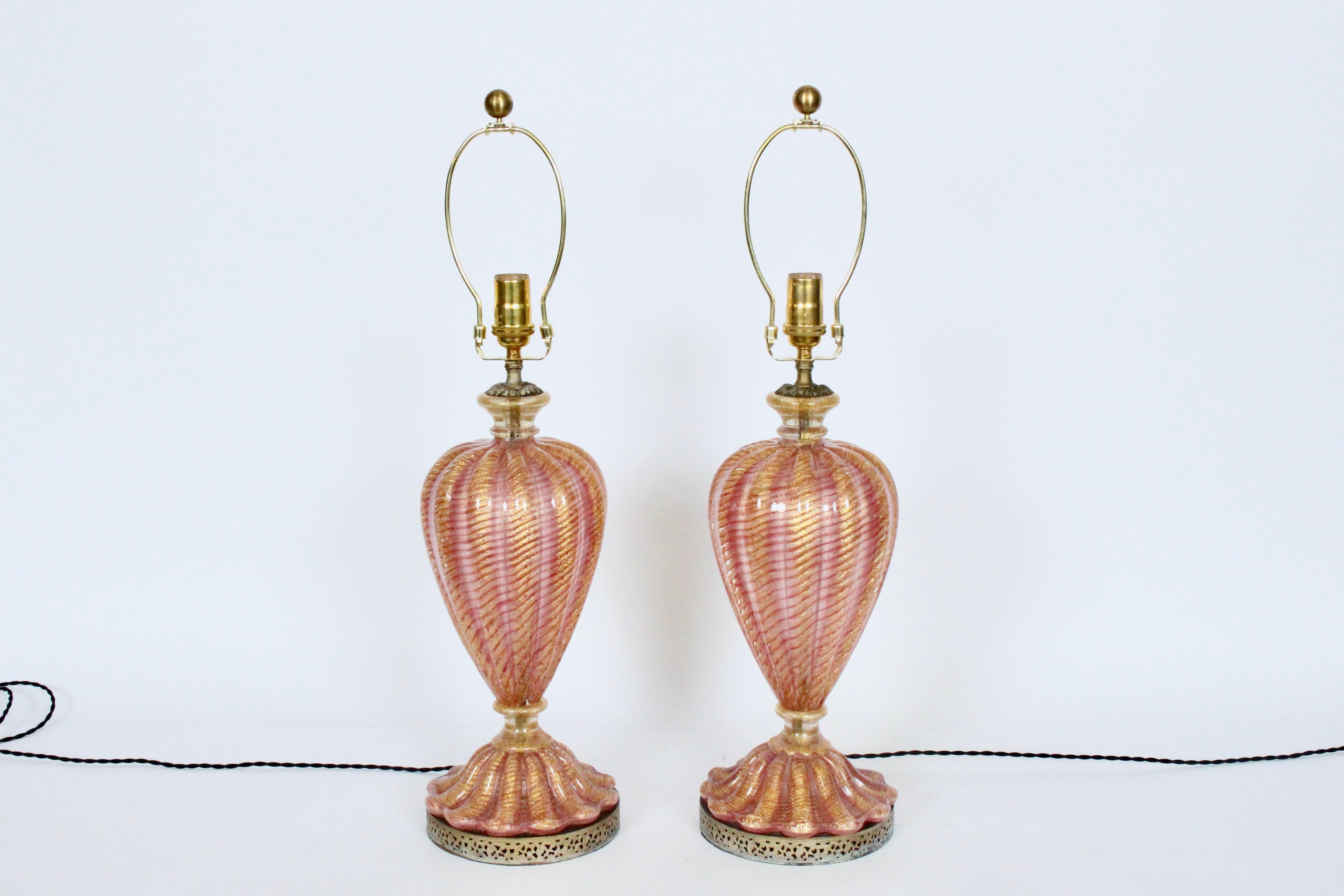 Plated Pair of Barovier e Toso Iridescent Rose Gold Murano Glass Table Lamps, 1950s