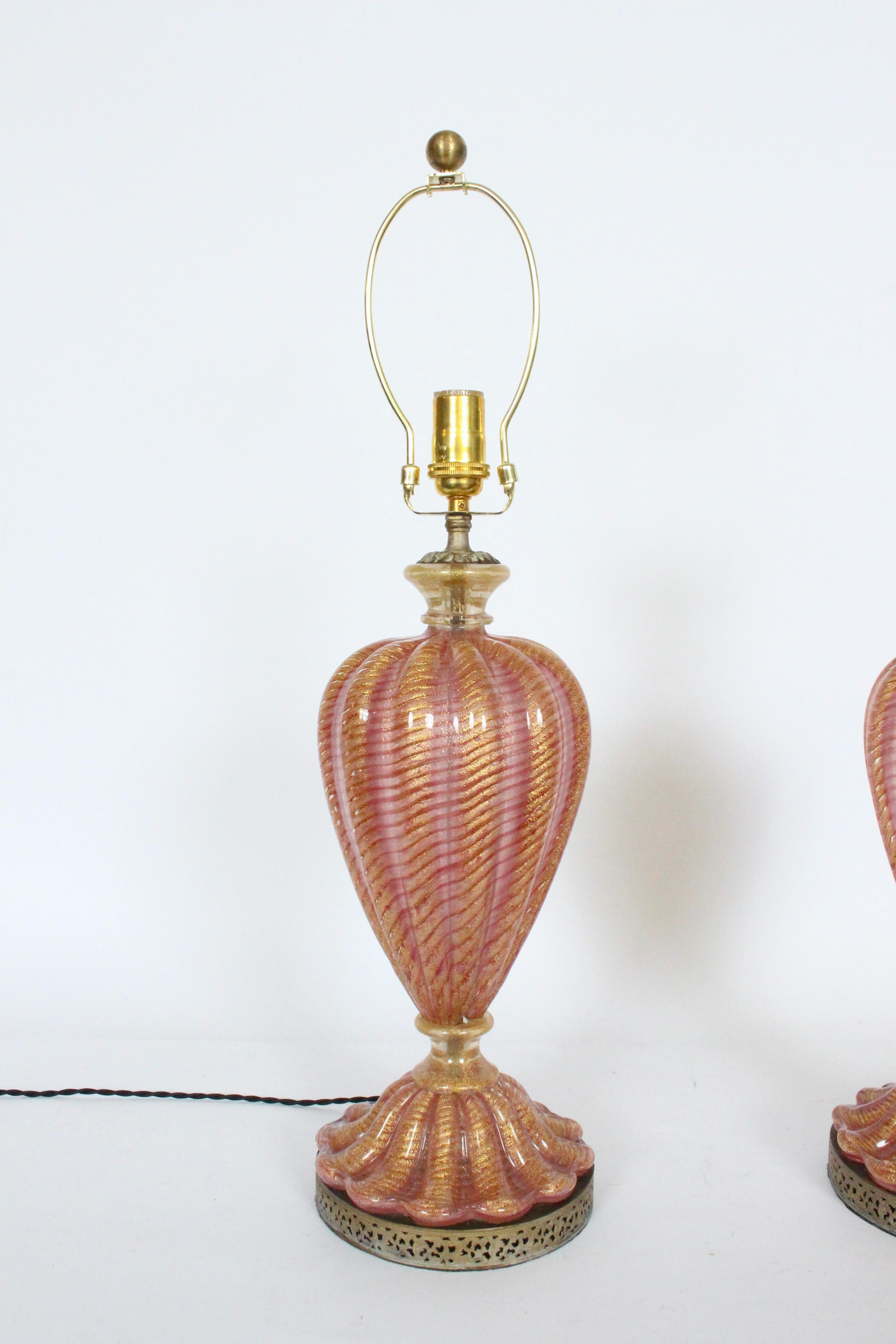 Pair of Barovier e Toso Iridescent Rose Gold Murano Glass Table Lamps, 1950s In Good Condition In Bainbridge, NY