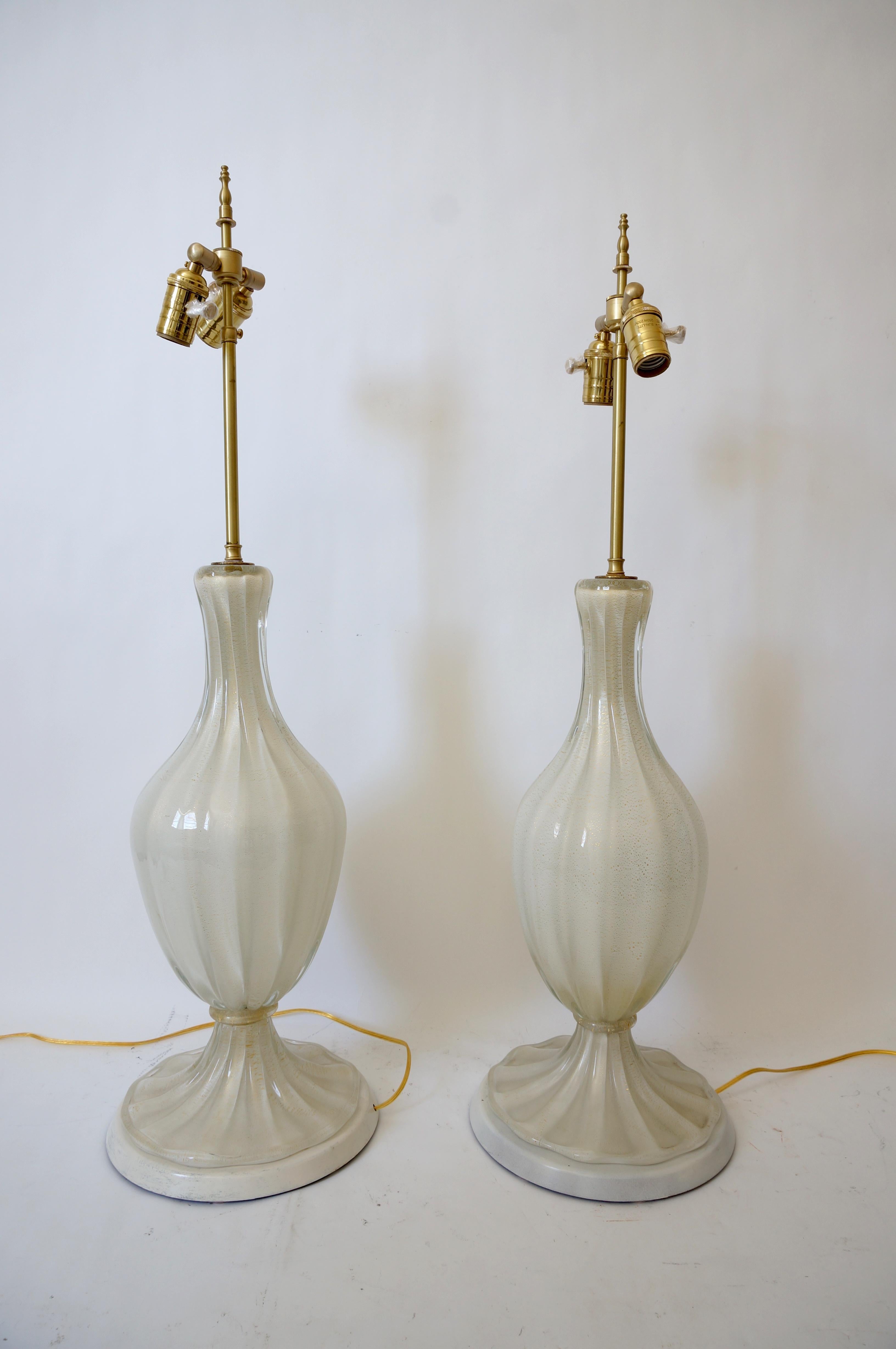 Mid-Century Modern Pair of Barovier et Toso Murano Glass Lamps