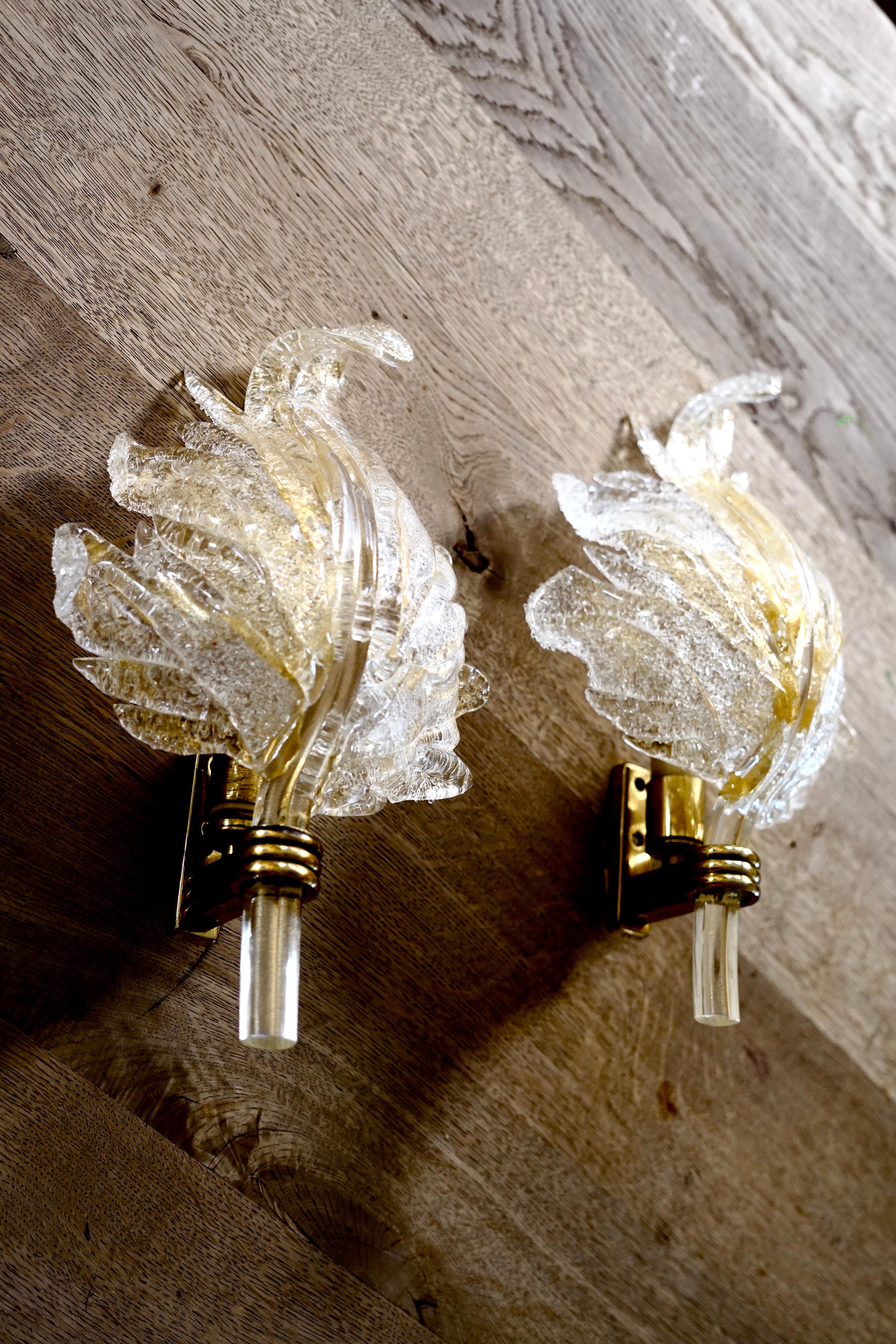 Mid-Century Modern Pair of Barovier leaf gold, leaf shaped sconces brass, Italy 1950 For Sale