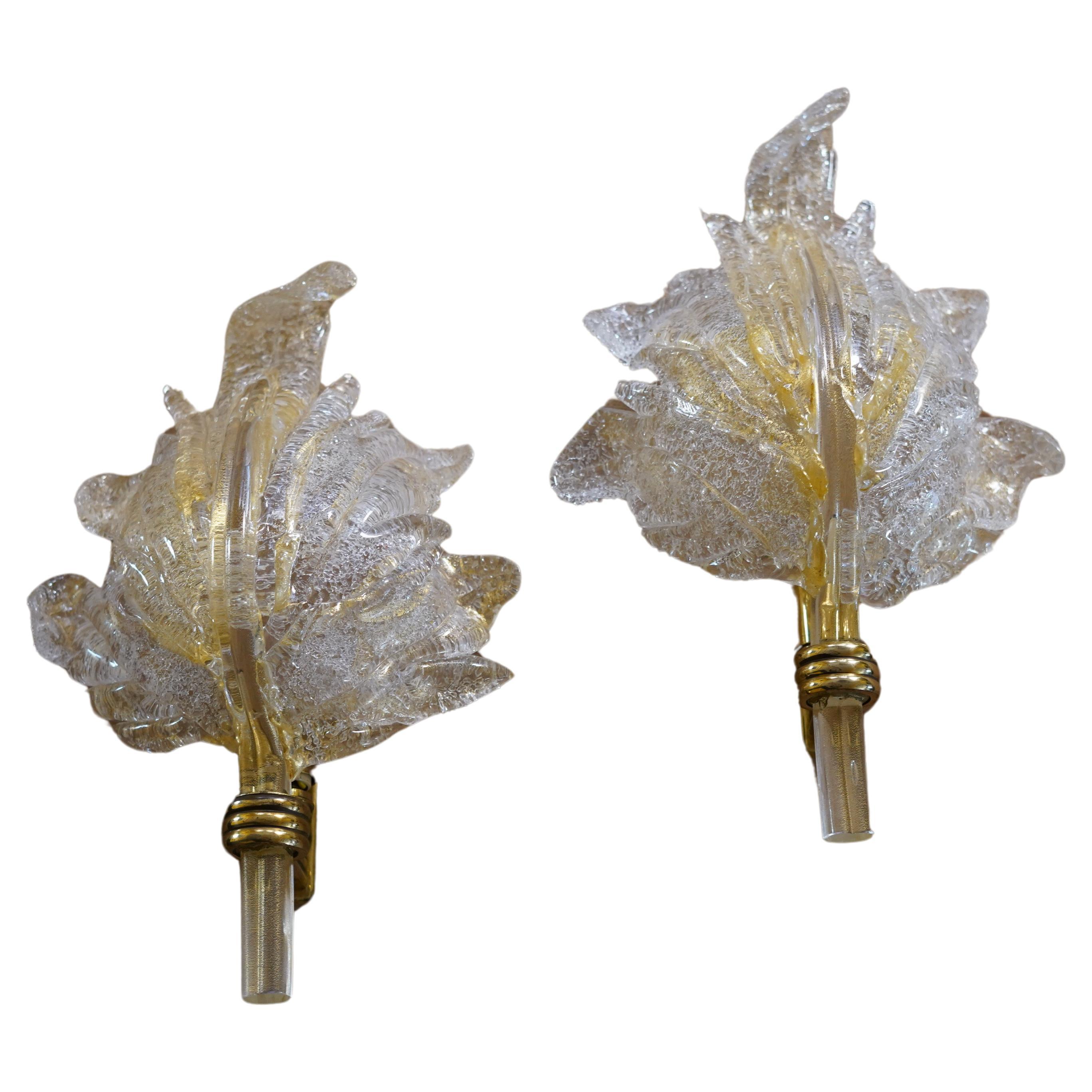 Pair of Barovier leaf gold, leaf shaped sconces brass, Italy 1950 For Sale