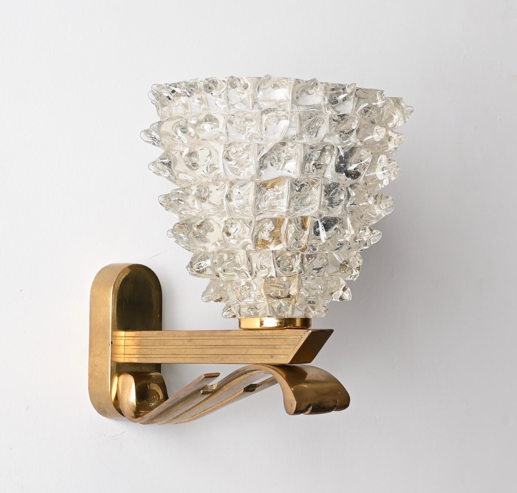 Mid-Century Modern Pair of Barovier Murano Rostrato Glass and Brass Sconces, Italy 1950s