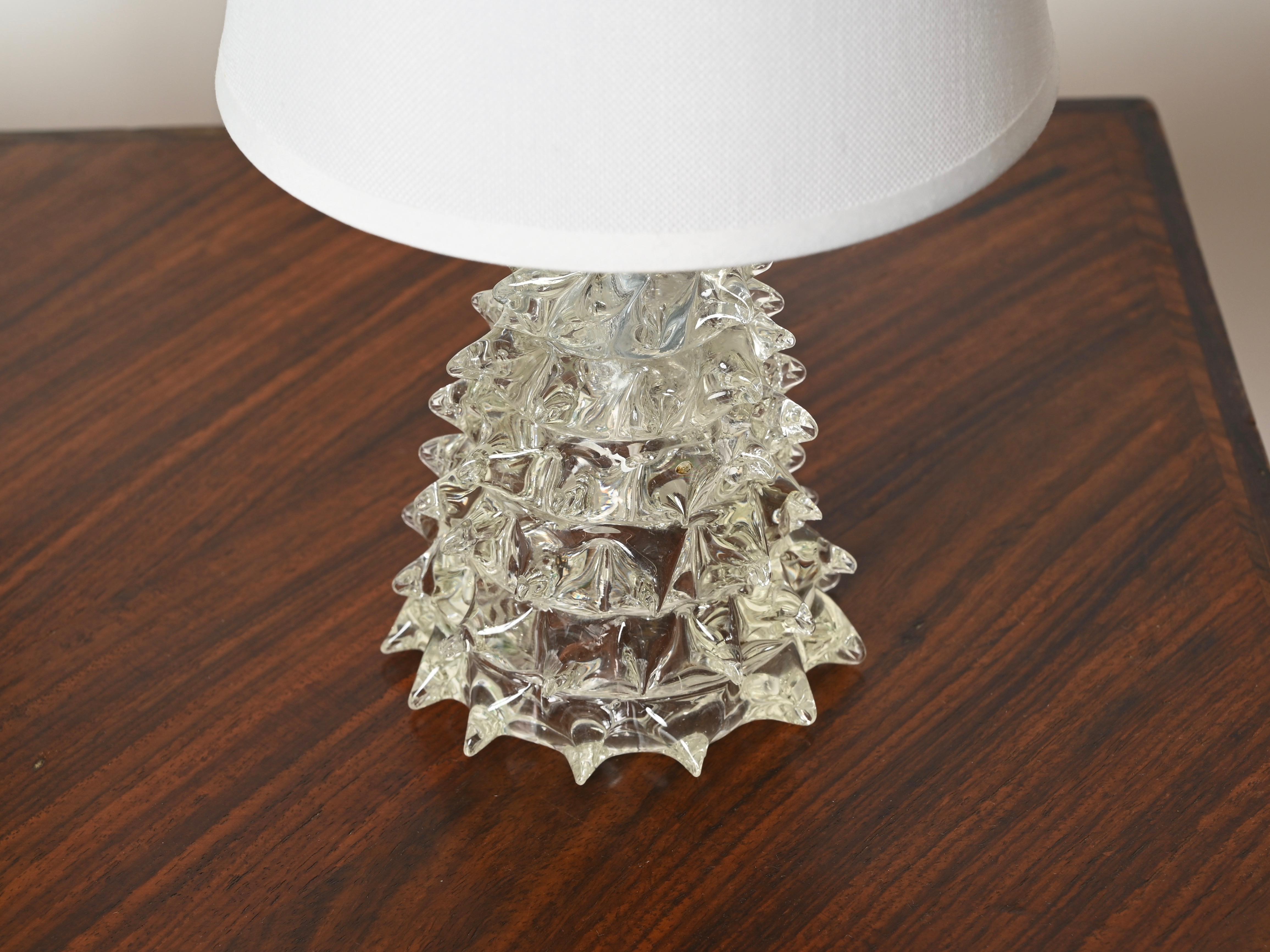 Pareja de lámparas de mesa Barovier de cristal rostrato de Murano y latón, Italia Años 1940 Latón en venta