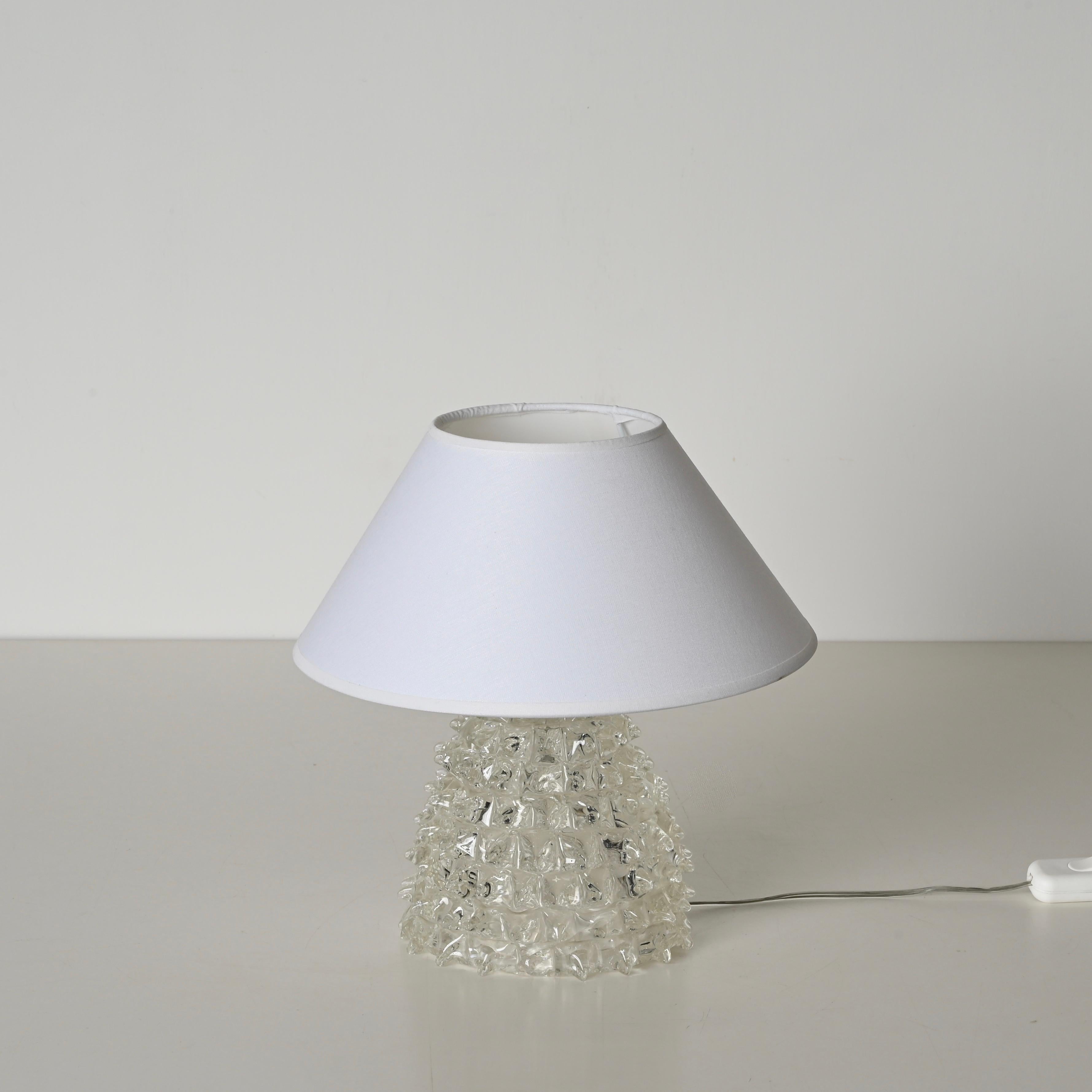 Milieu du XXe siècle Paire de lampes de table en verre Rostrato de Murano, Italie, années 1940 en vente