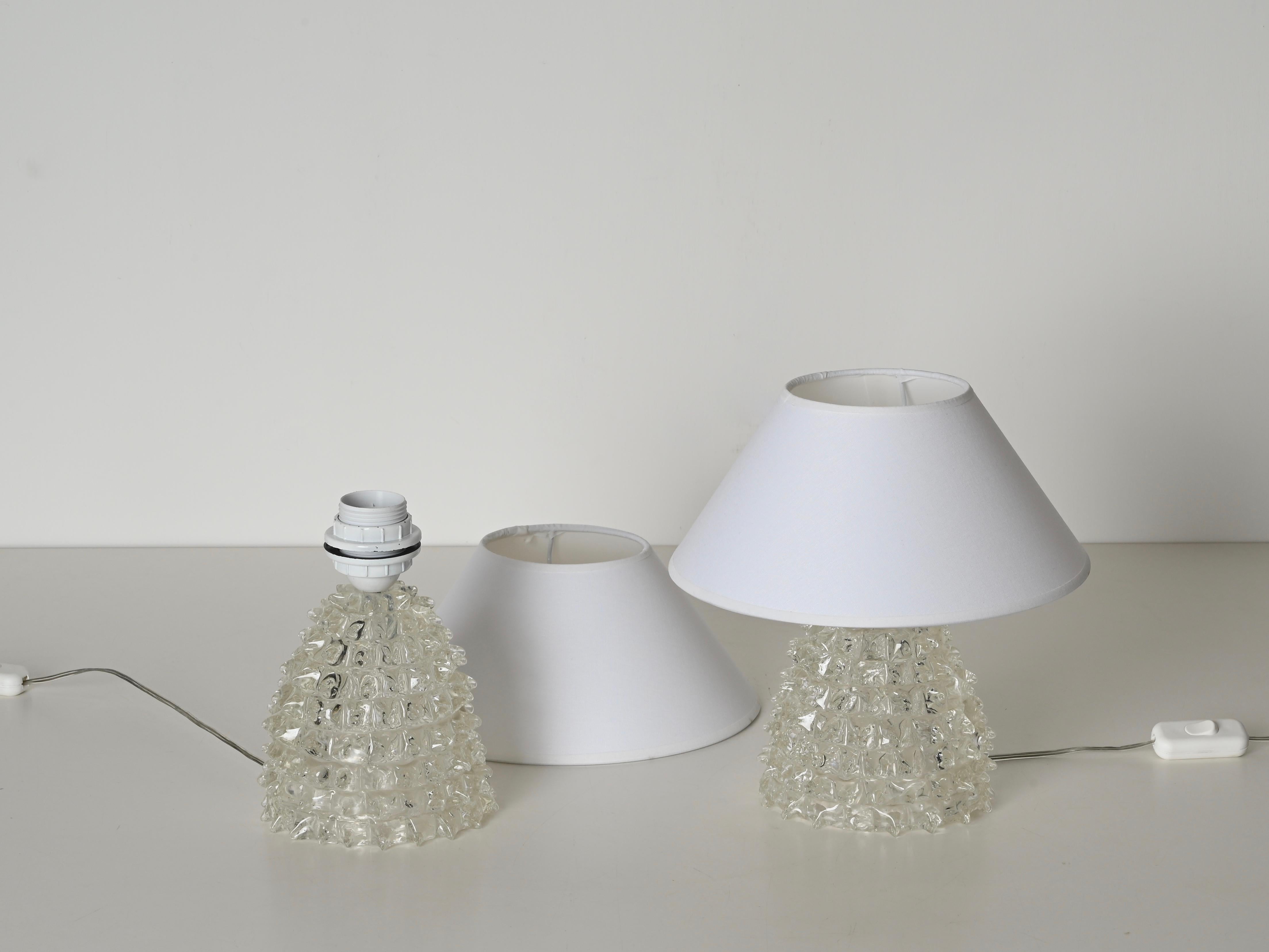 Laiton Paire de lampes de table en verre Rostrato de Murano, Italie, années 1940 en vente