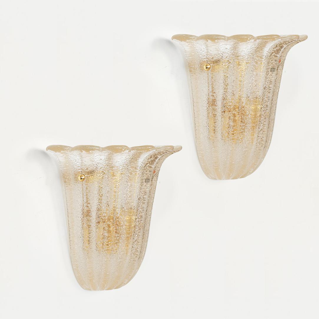 Pair of Barovier Scalloped Glass Sconces In Good Condition In Los Angeles, CA