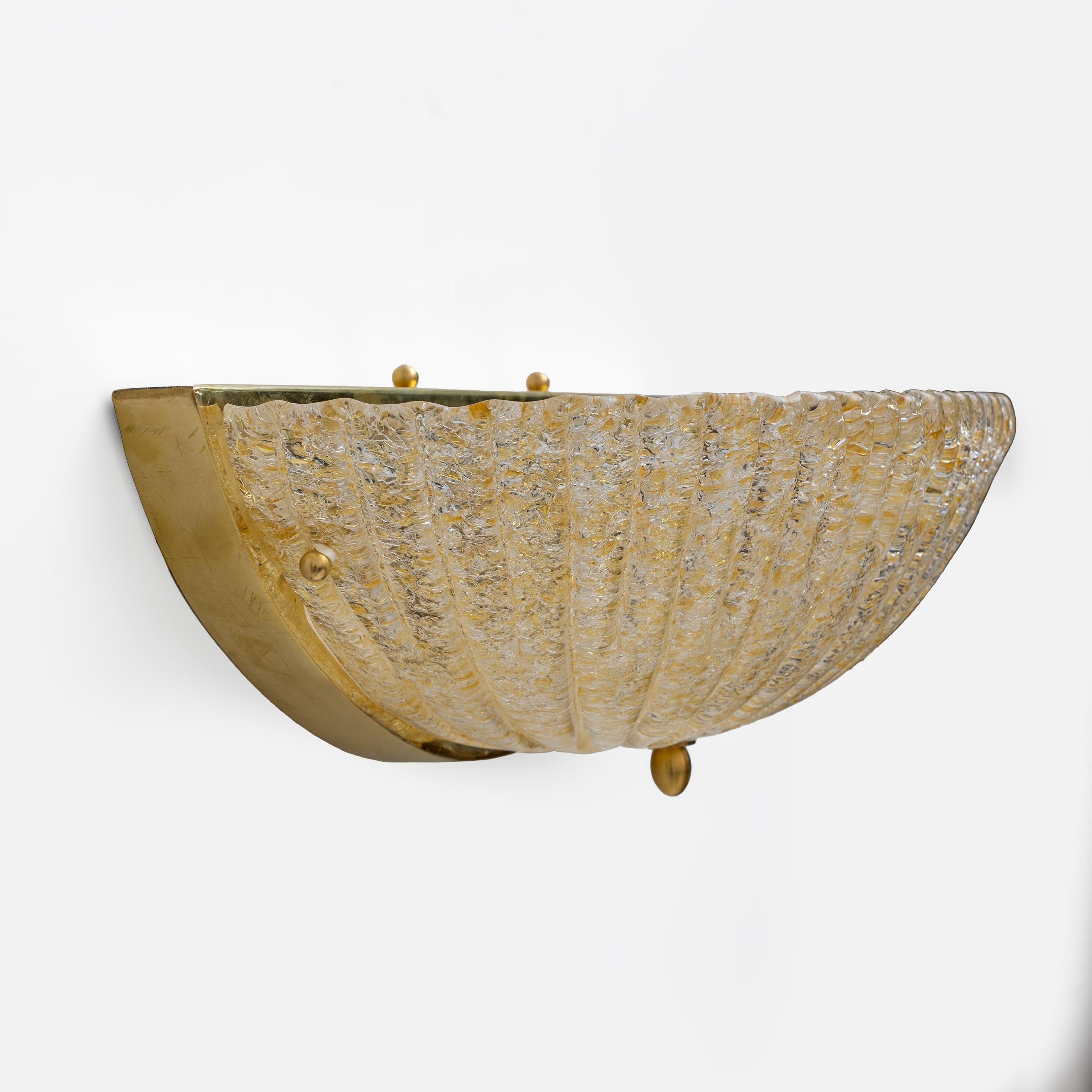Brass Pair of Barovier Style Mid Century Modern Murano Glass Shell Sconces For Sale