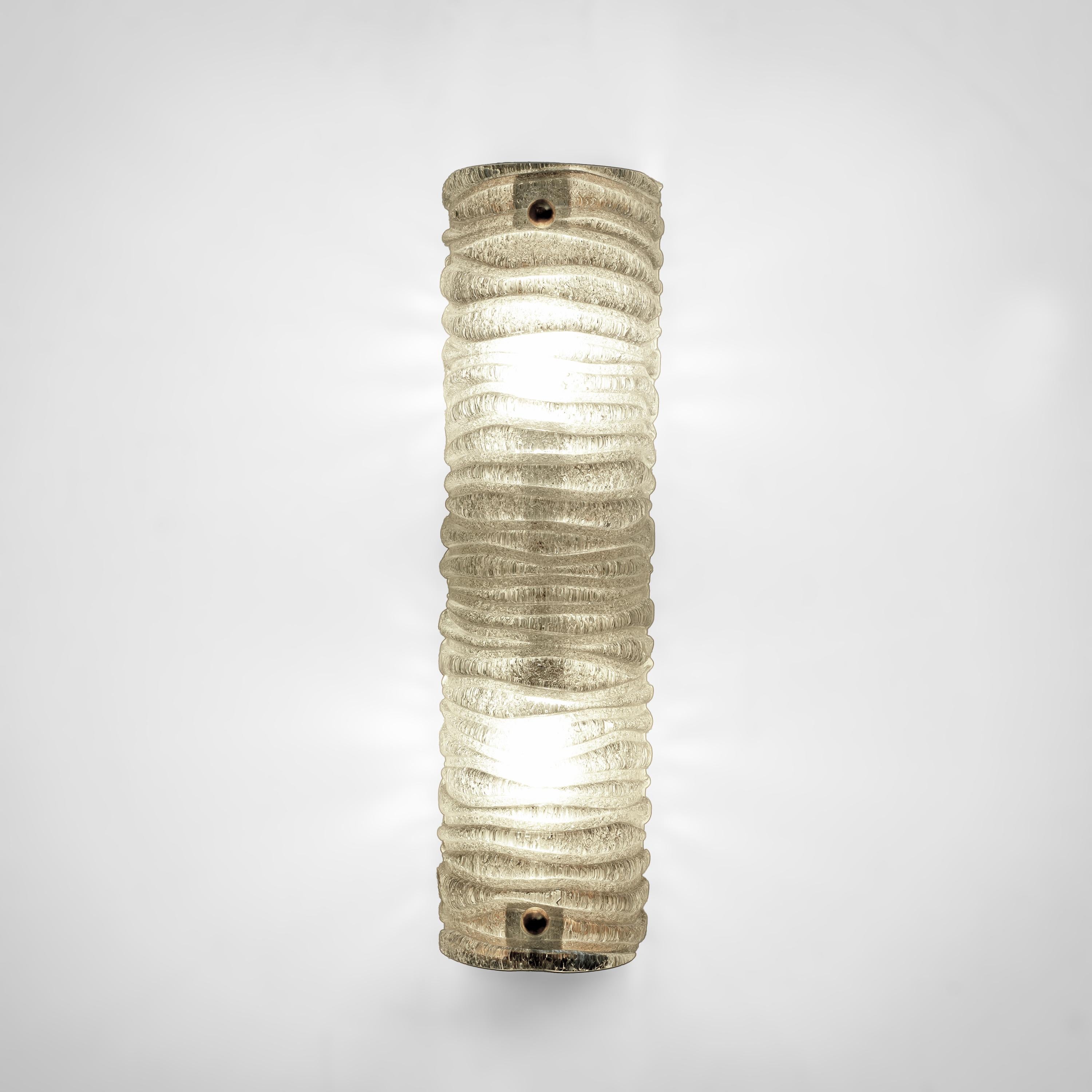 Pareja de candelabros de latón y cristal de Murano estilo Art Decó de Barovier & Toso Contemporáneo en venta