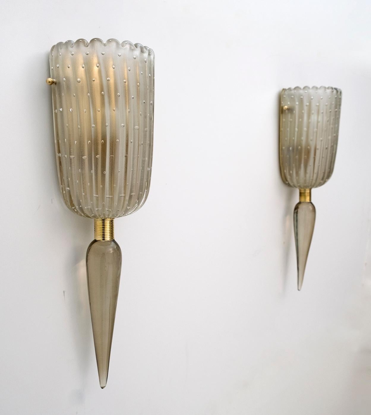 Brass Pair of Barovier & Toso Mid-Century Modern Murano Glass Sconces For Sale