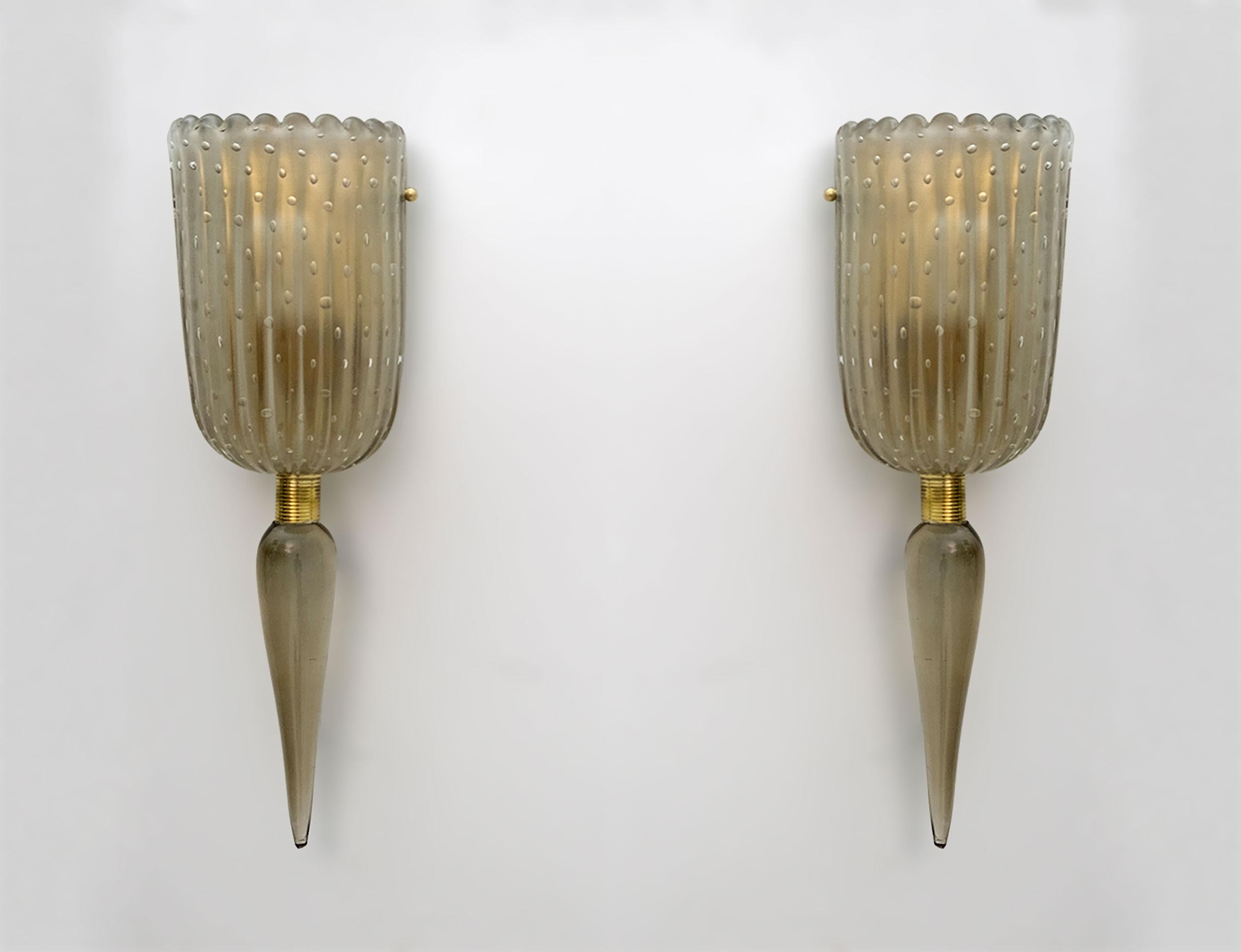 Pair of Barovier & Toso Mid-Century Modern Murano Glass Sconces For Sale 2