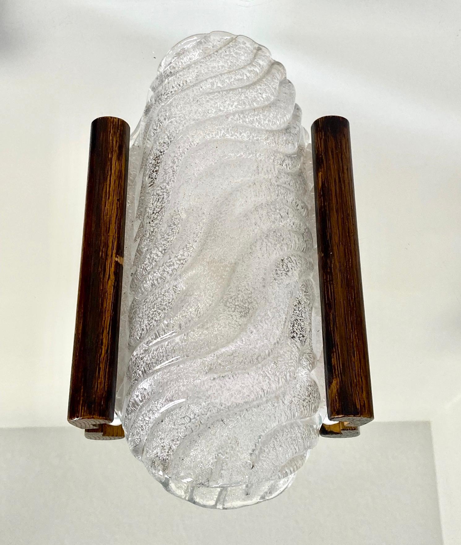 Metallo Coppia di lampade in vetro di Murano Barovier & Toso con cornice in Wood, Italia, 1950 ca. in vendita