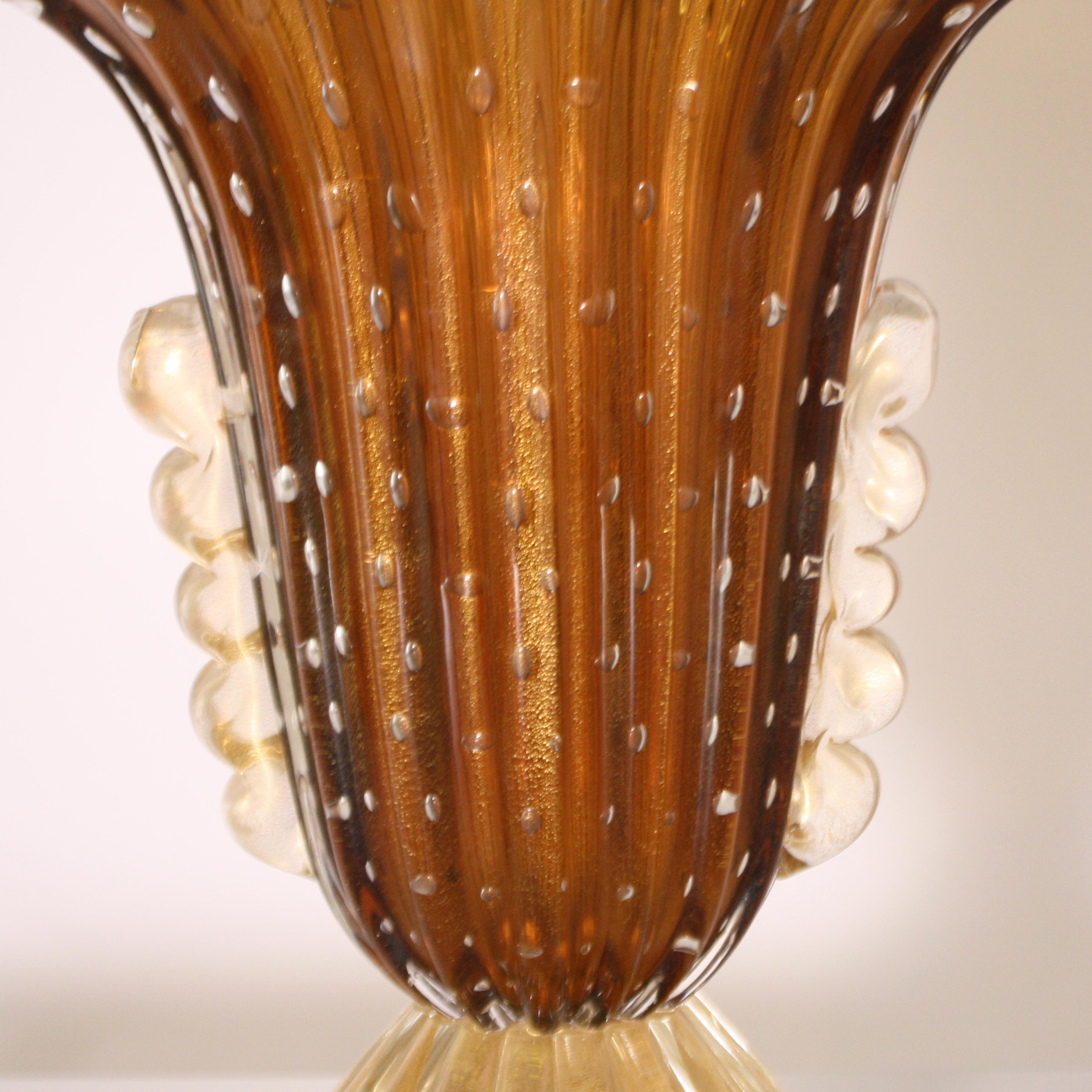 Pair of Barovier & Toso Murano Glass Vases, circa 1950 In Good Condition In Dallas, TX