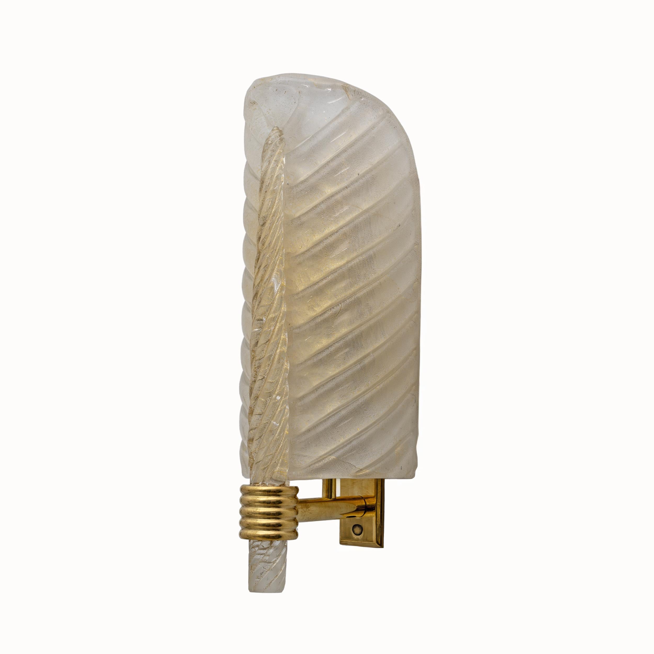 Pair of Barovier & Toso Style Mid-Century Modern Murano Glass Gold Leaf Sconces For Sale 2