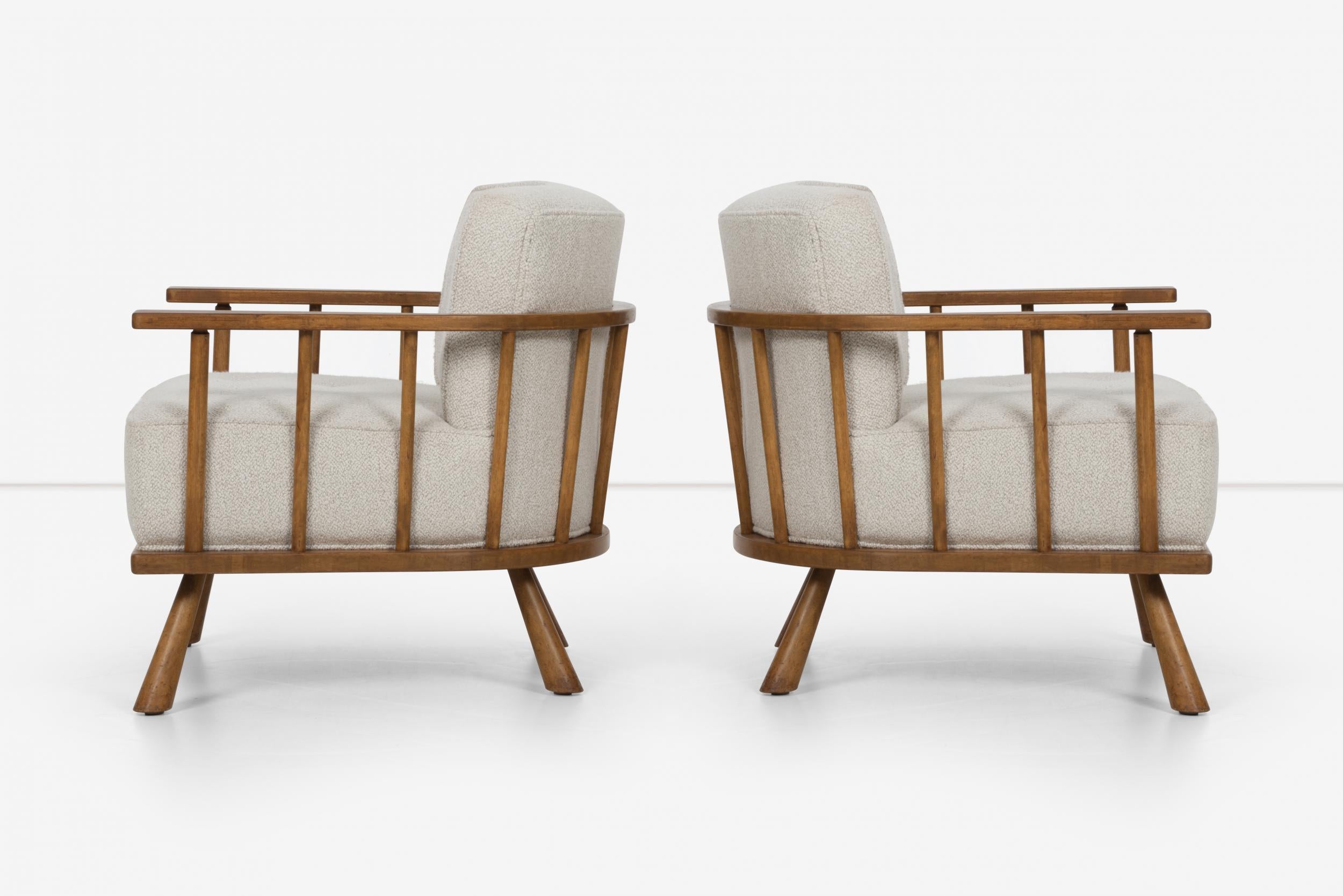 Mid-20th Century Pair of Barrel Back Lounge Chairs by Robsjohn-Gibbings
