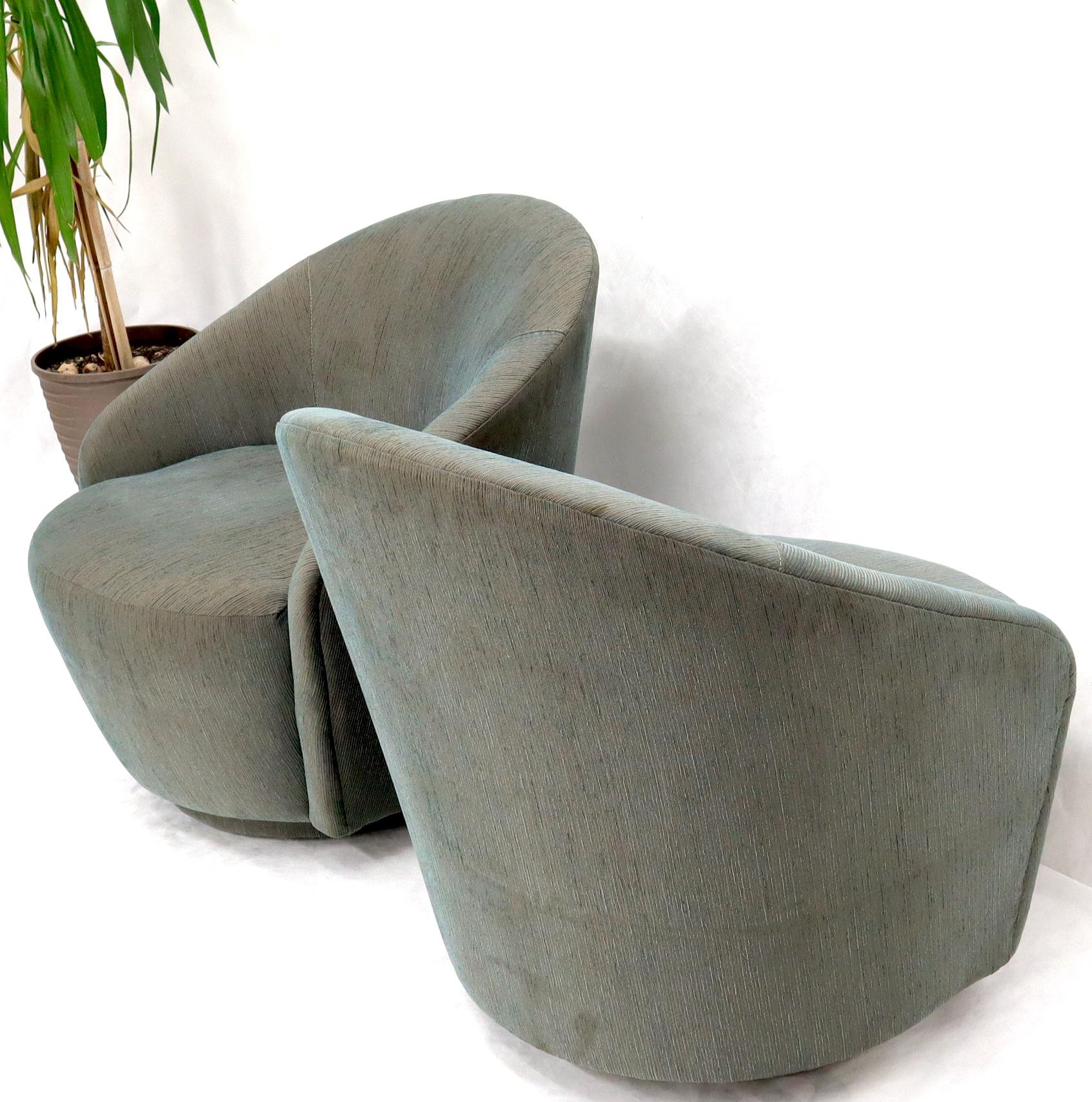 Mid-Century Modern pair of Milo Baughman style barrel back tub lounge slipper chairs.