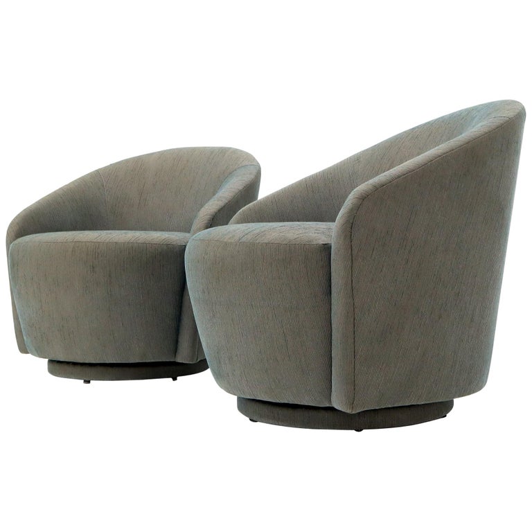 Pair of Barrel Back Tub Swivel Lounge Slipper Chairs Milo Baughman Style For Sale