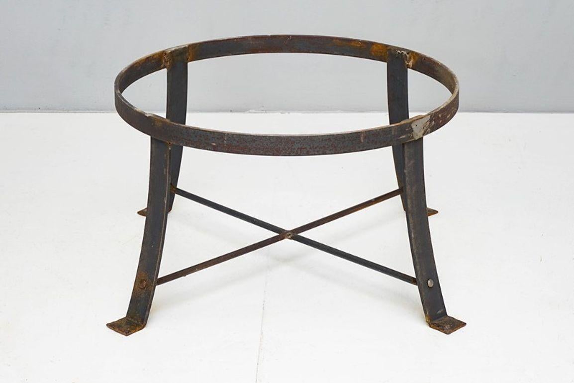 Pair of Barrels on Stands in vendita 4