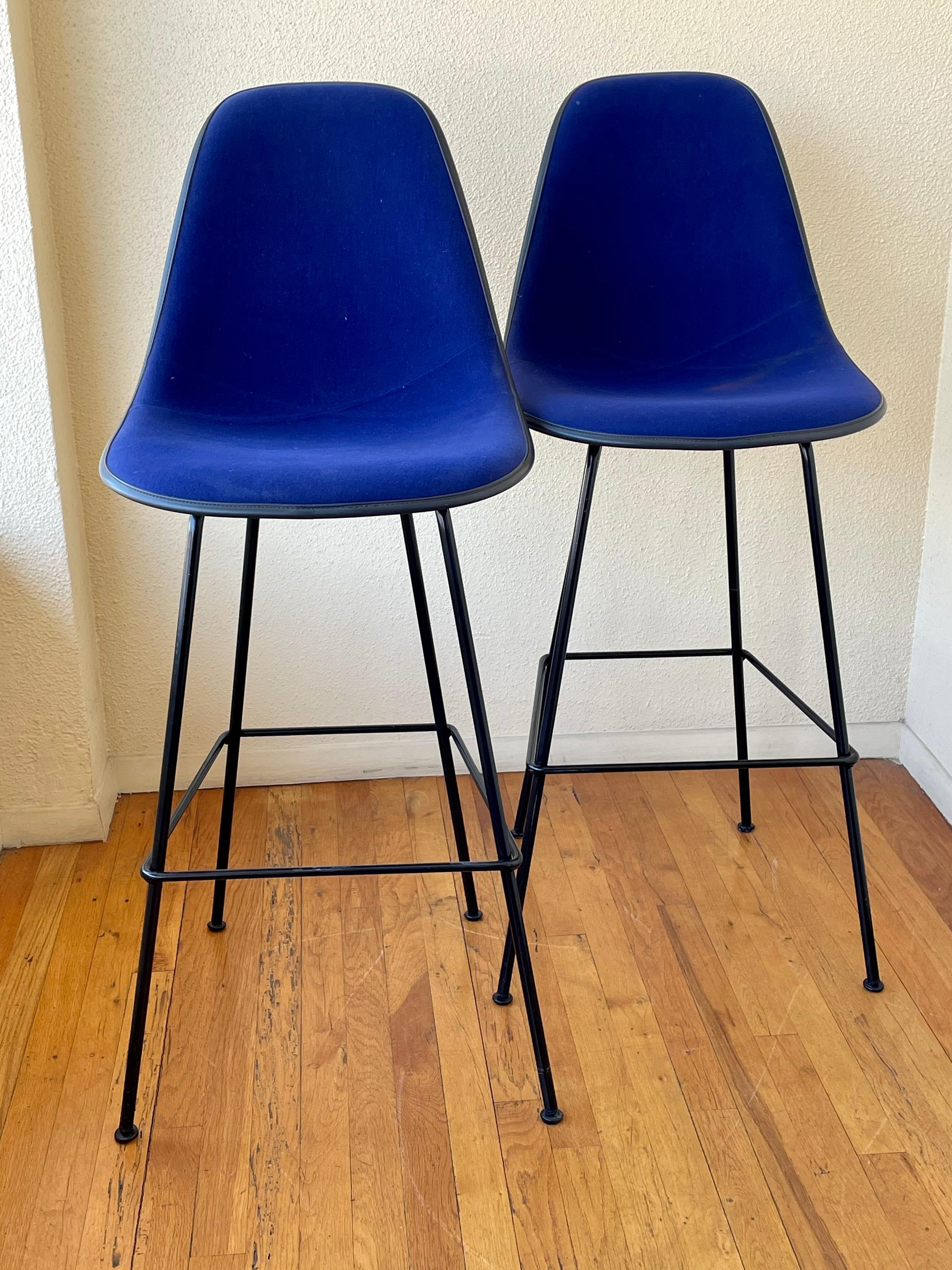 Mid-Century Modern Pair of Barstools Designed by Eames for Herman Miller with Blue Velvet Covers For Sale