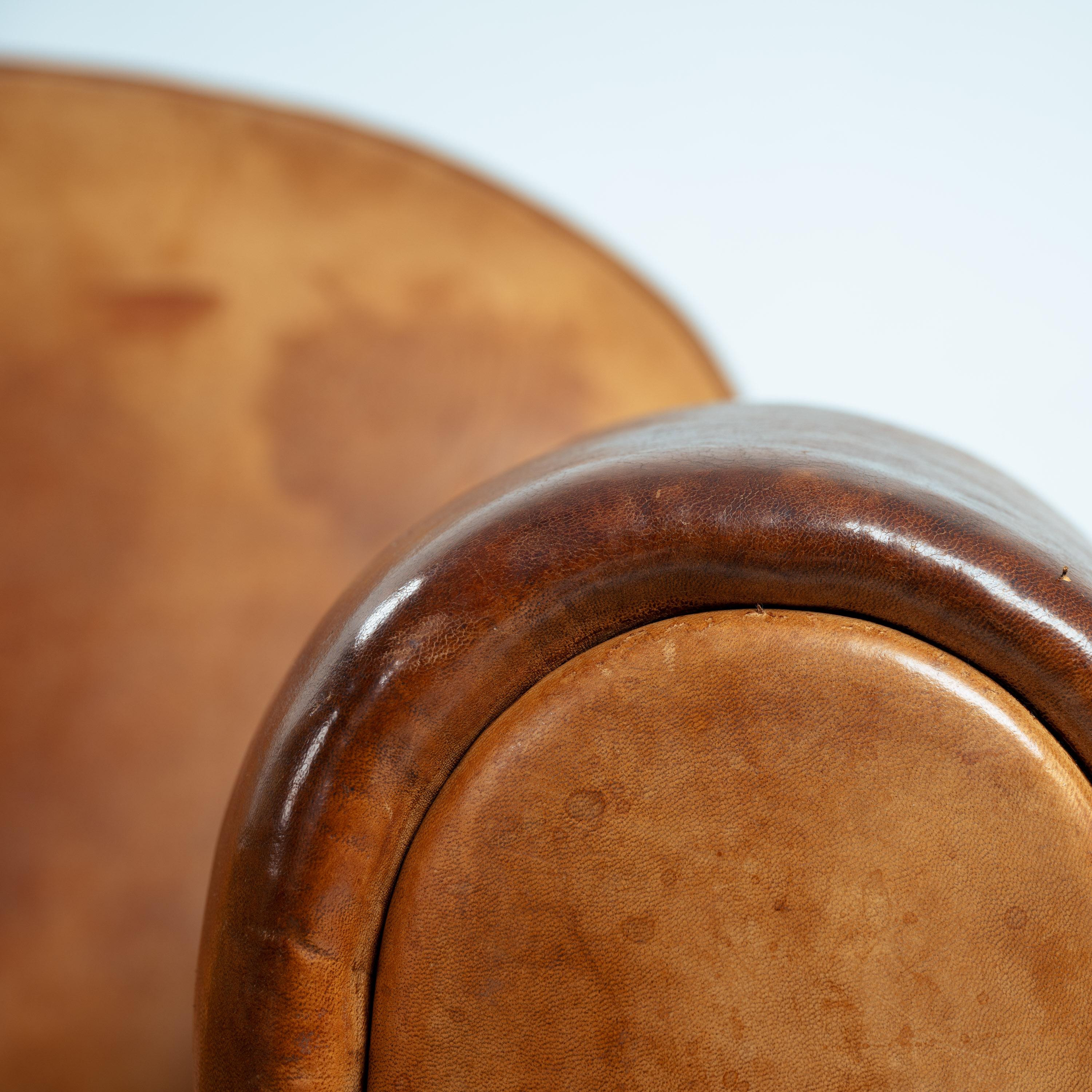 Pair of Bart van Bekhoven lounge club chairs by Artistiek, The Netherlands 1990s For Sale 5