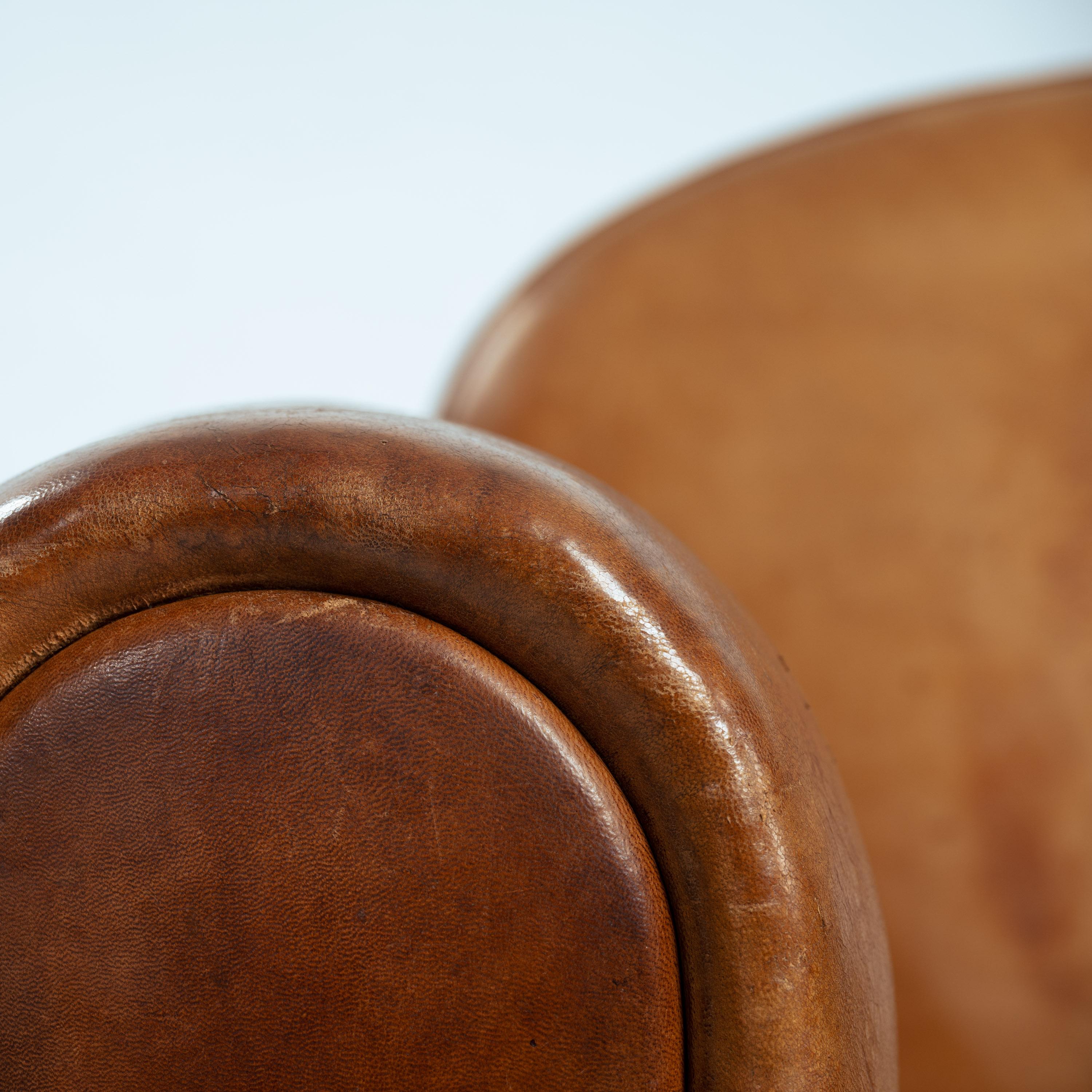 Pair of Bart van Bekhoven lounge club chairs by Artistiek, The Netherlands 1990s For Sale 6