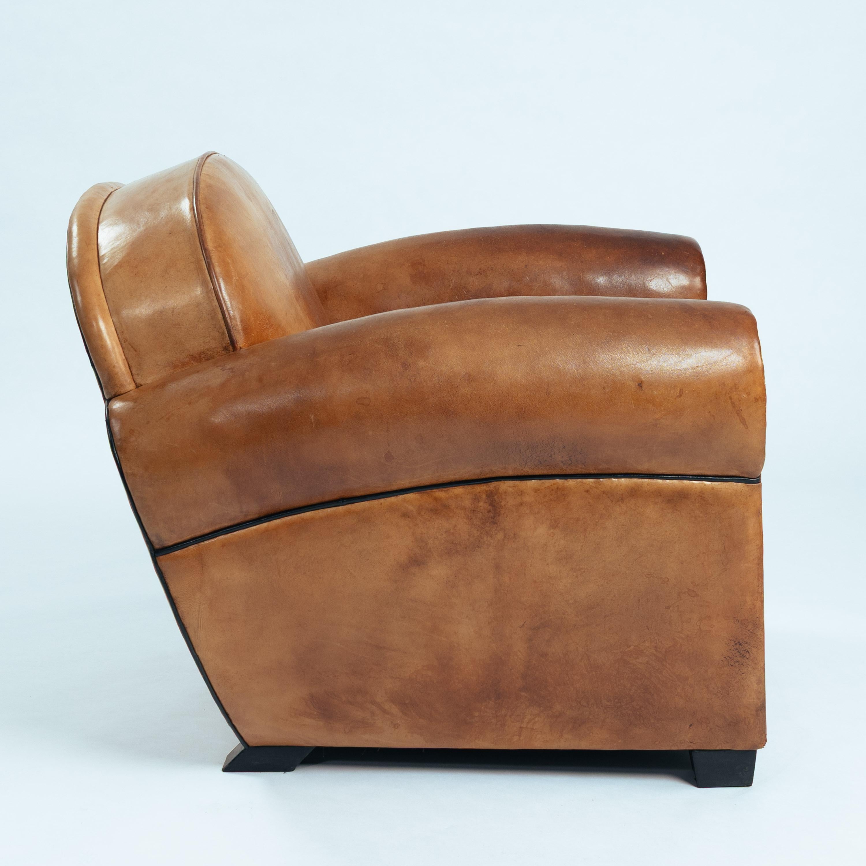 Hand-Crafted Pair of Bart van Bekhoven lounge club chairs by Artistiek, The Netherlands 1990s For Sale