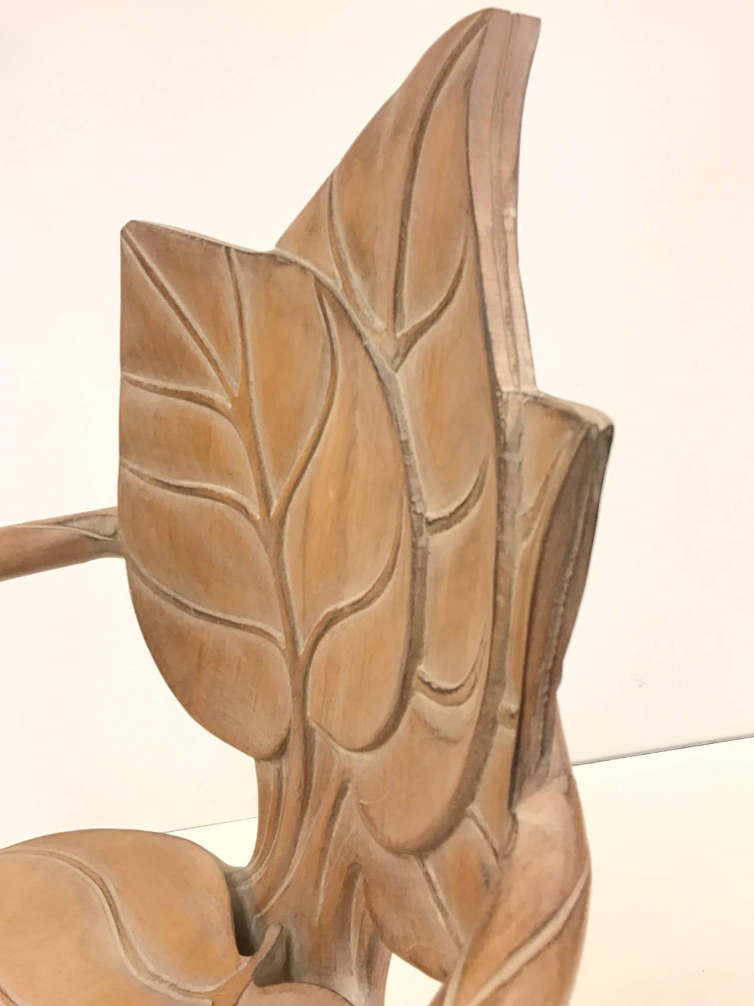 Paire de fauteuils à feuilles en bois sculpté Bartolozzi & Maioli en vente 1