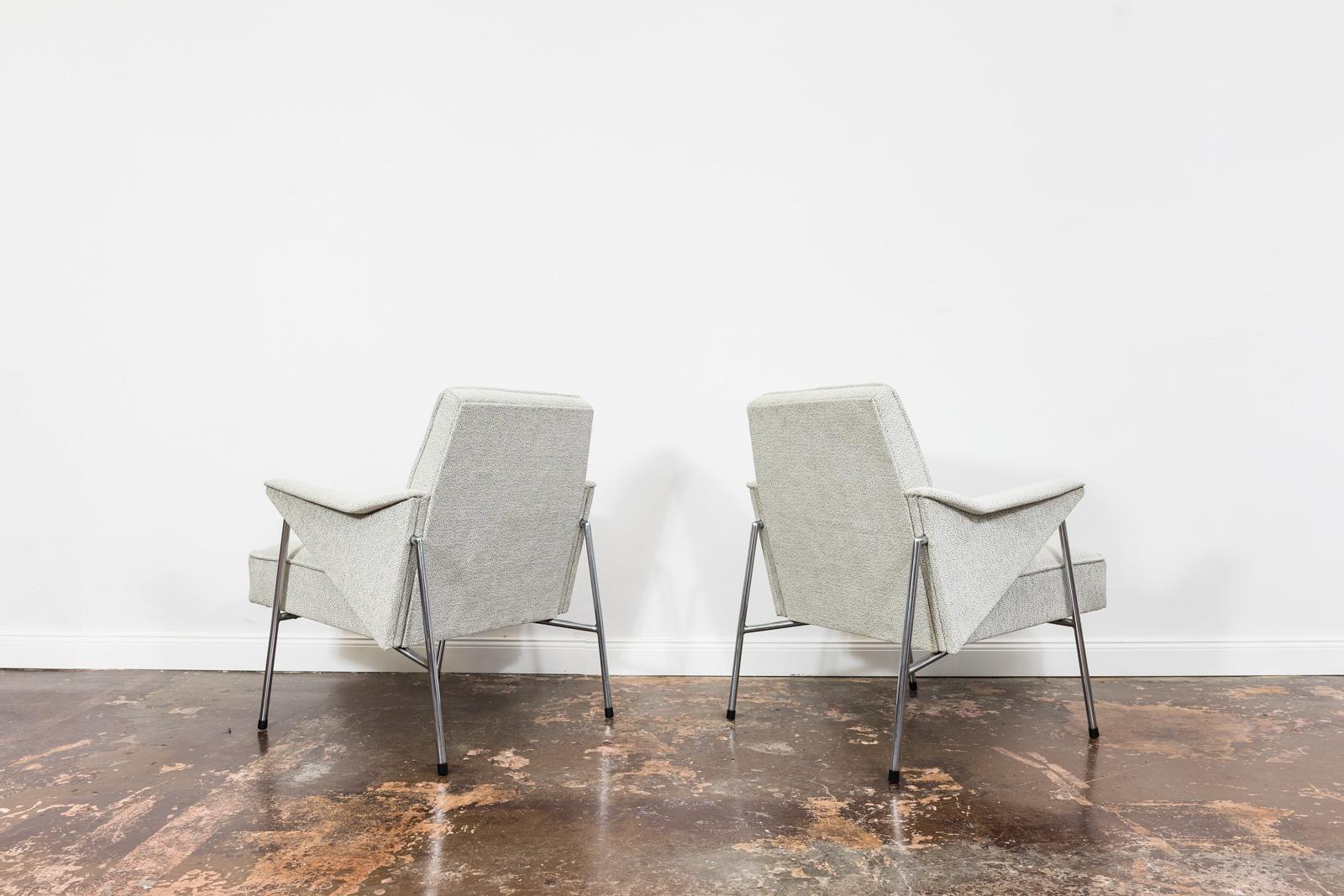 Pair of Bat Armchairs by Wchód Zadziele, 1960s For Sale 1