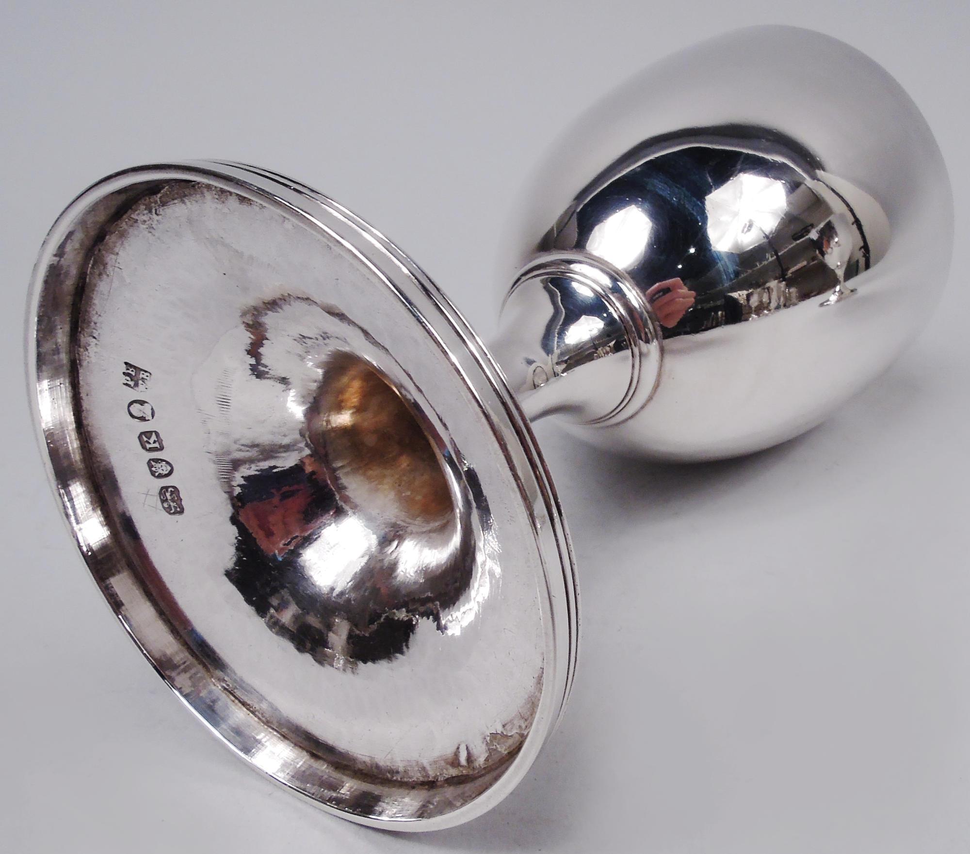Pareja de copas inglesas georgianas neoclásicas Bateman de plata de ley, 1805 principios del siglo XIX en venta