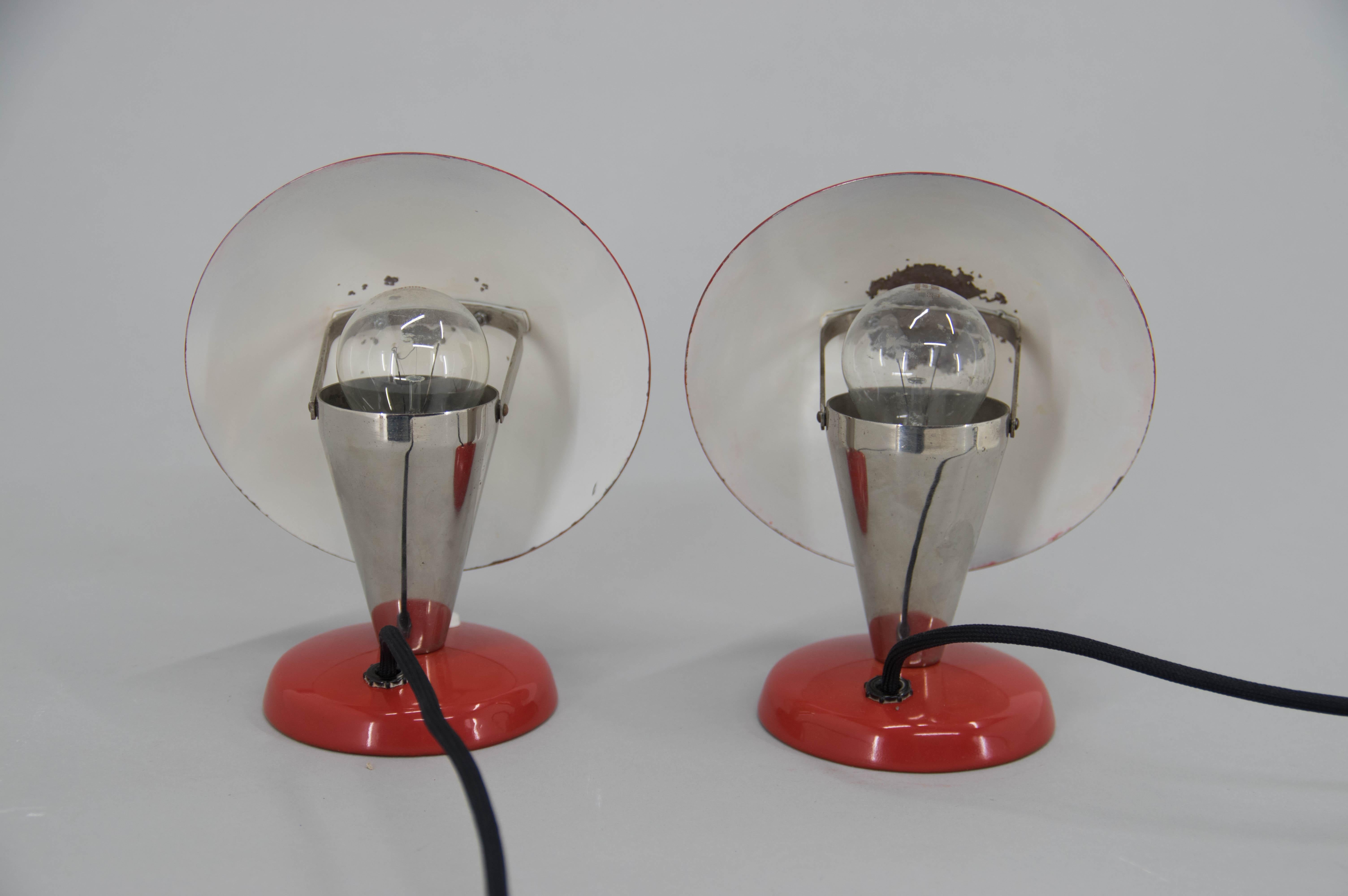Metal Pair of Bauhaus Bedside Lamps with Flexible Shade, 1930s, Restored For Sale