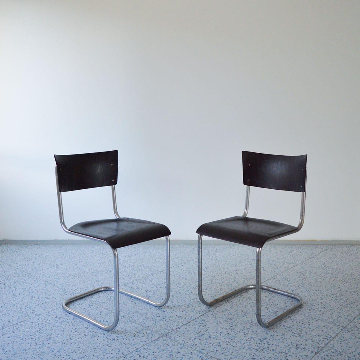 Czech Pair of Bauhaus Cantilever Desk Chairs by Robert Slezák, 1930s