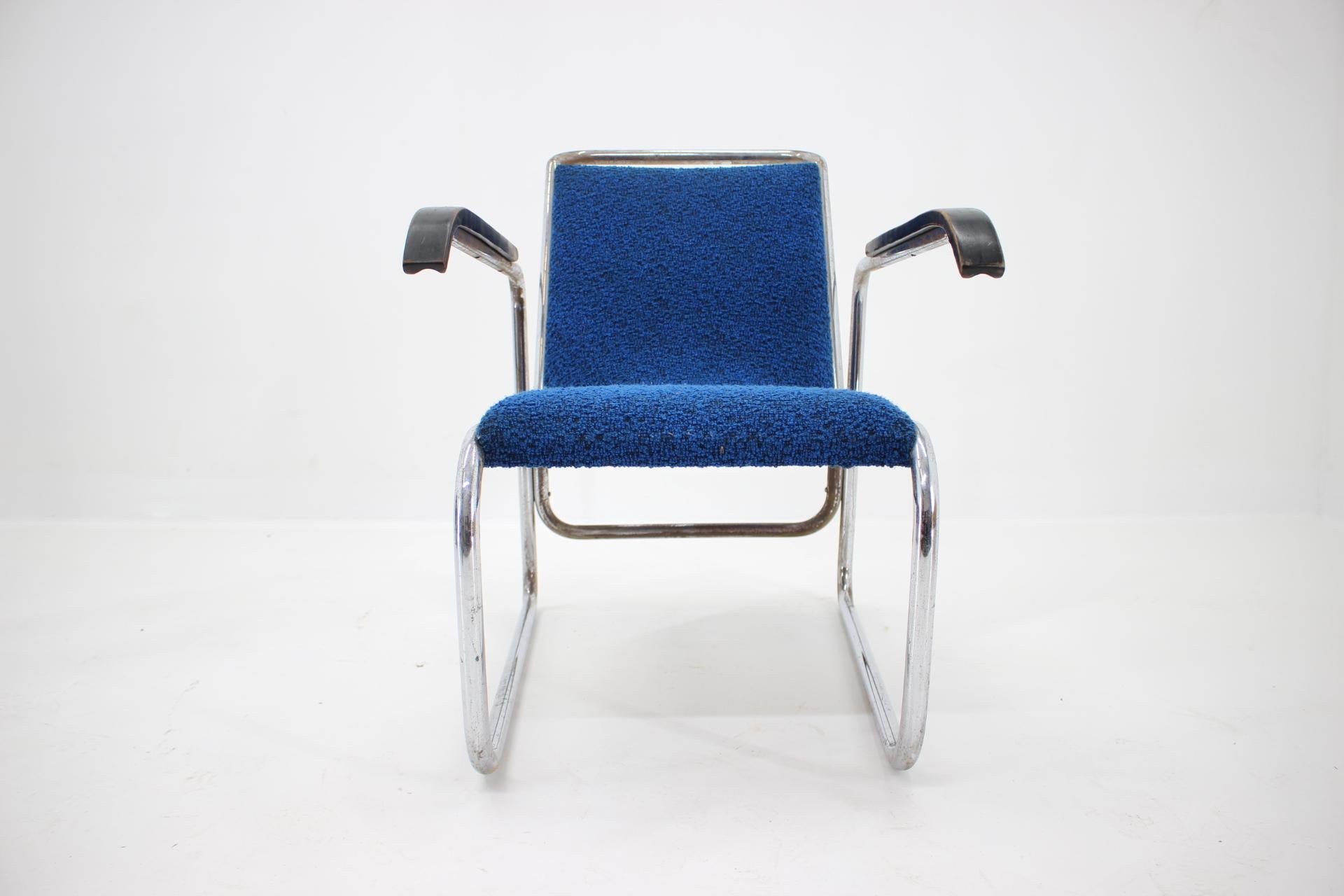 Pair of Bauhaus Chrome Armchairs in Style of Thonet B 35 by Marcel Breuer, 1930s 3