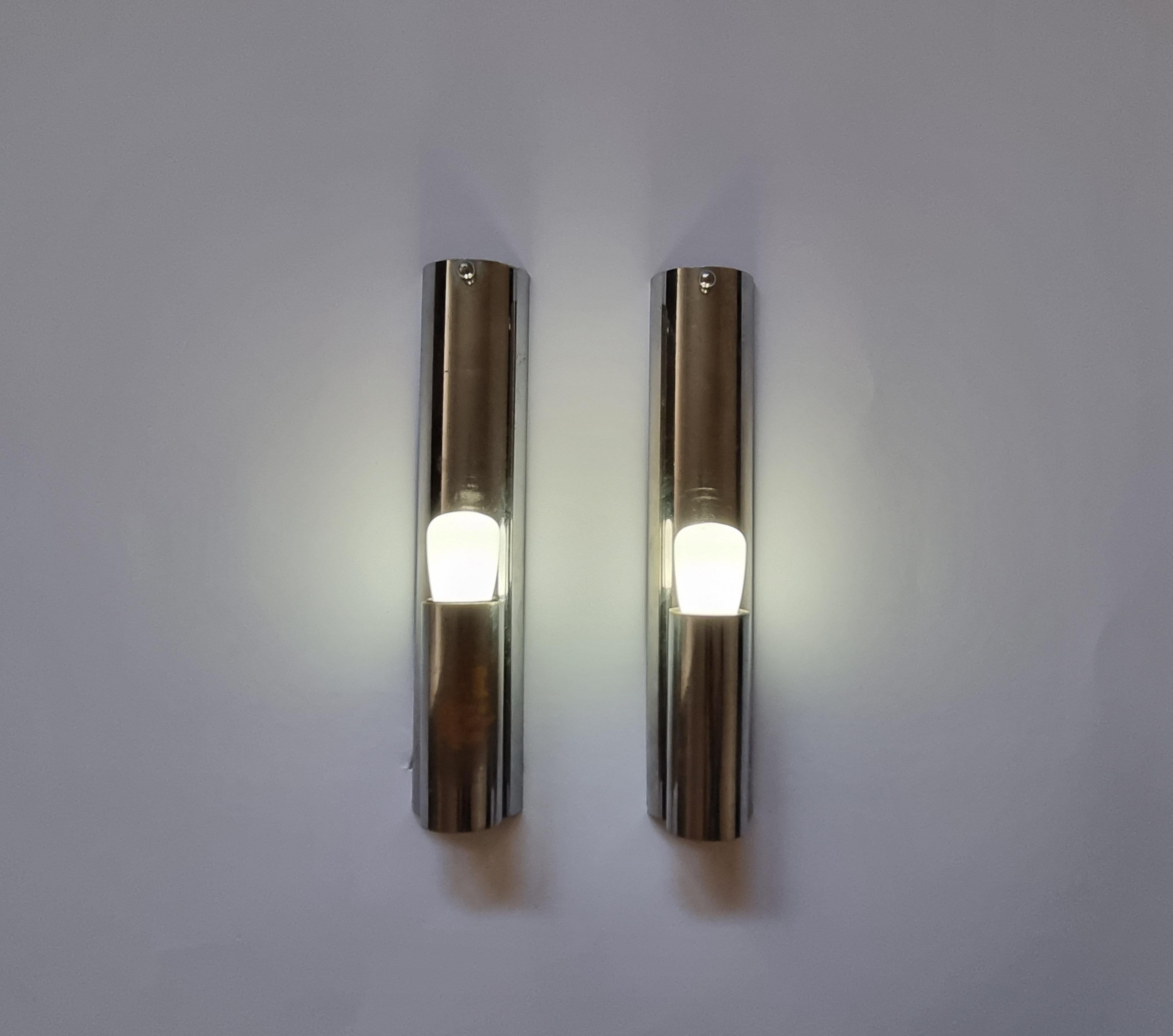 Pair of Bauhaus Functionalism Wall Lamps, 1930s 8